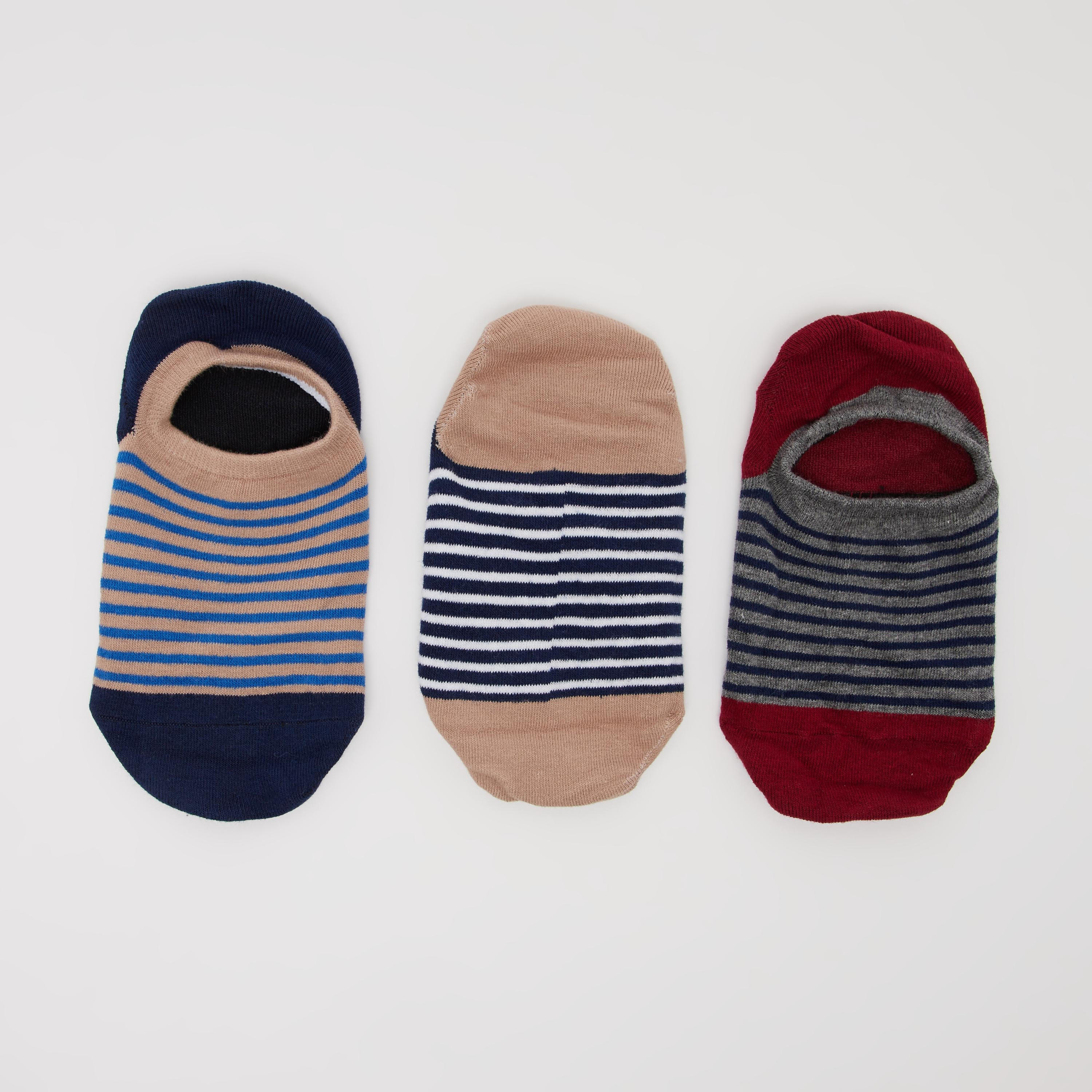 جوارب غير مرئية مخطّطة وبحواف مطّاطية - طقم من 3 أزواج-men-socks-image-1