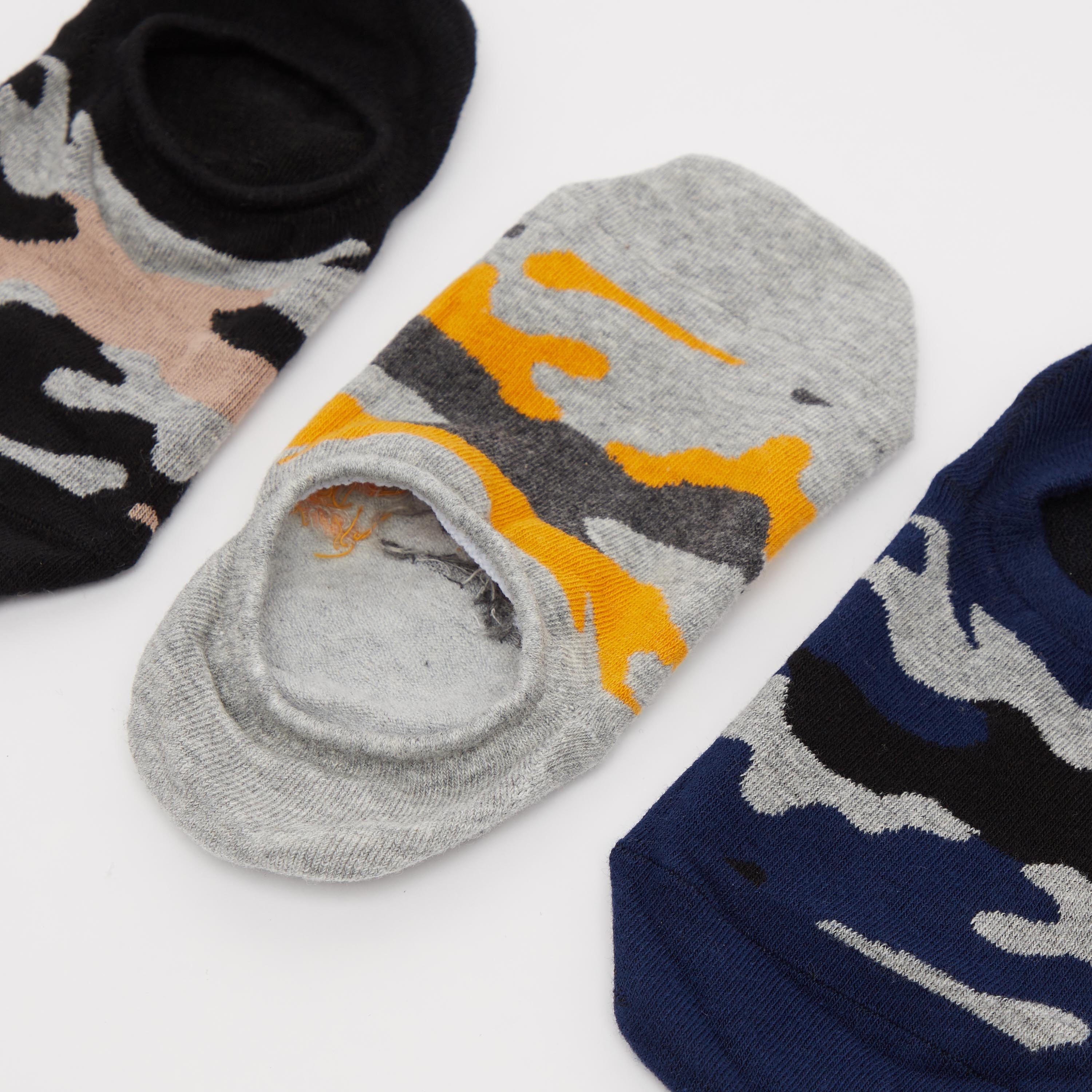 جوارب غير مرئية متعددة الألوان بحوّاف مطّاطية - طقم من 3 أزواج-men-socks-image-2