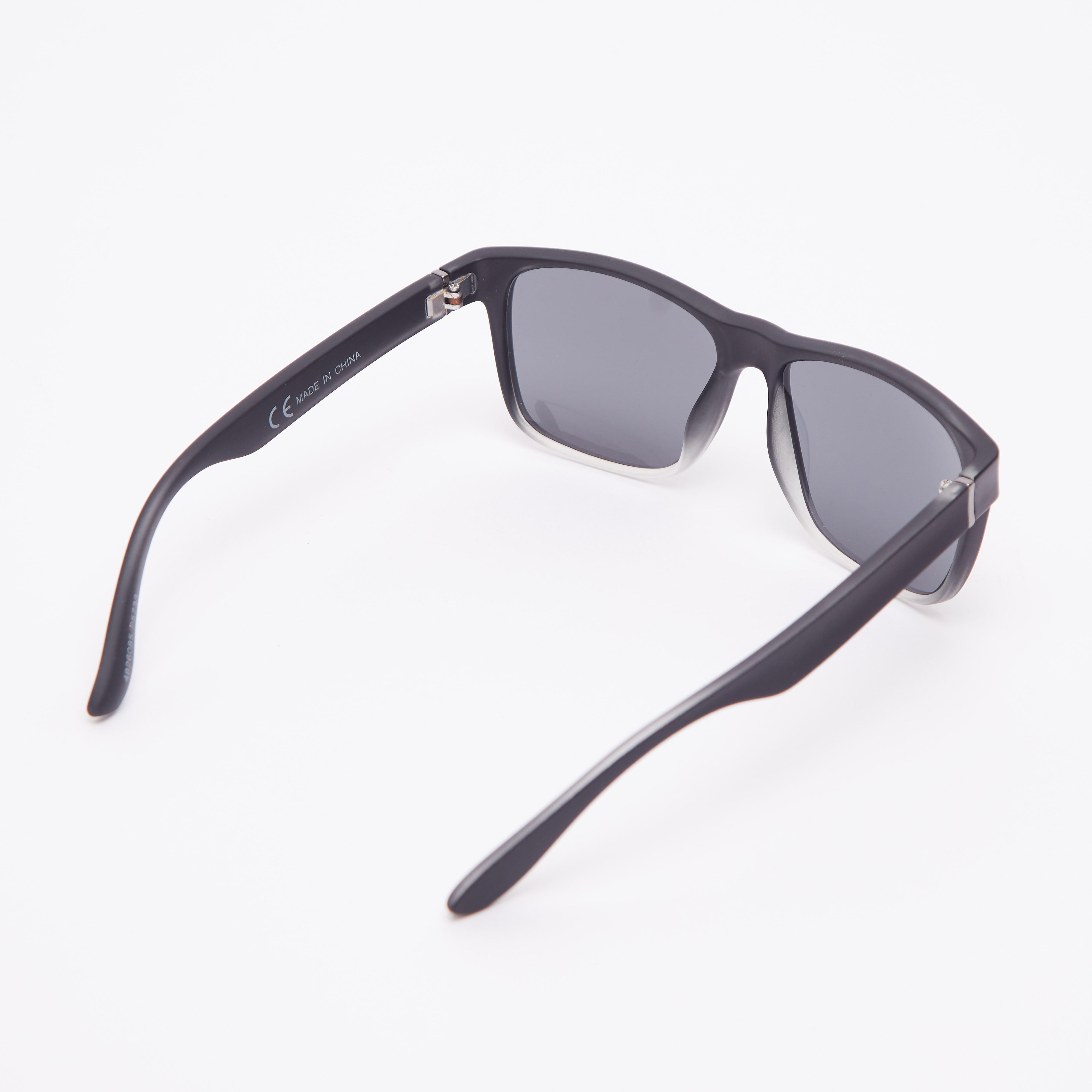 نظّارة شمسية سادة بإطار كامل ووسادات أنف وأذرع عريضة-men-sunglasses-image-1