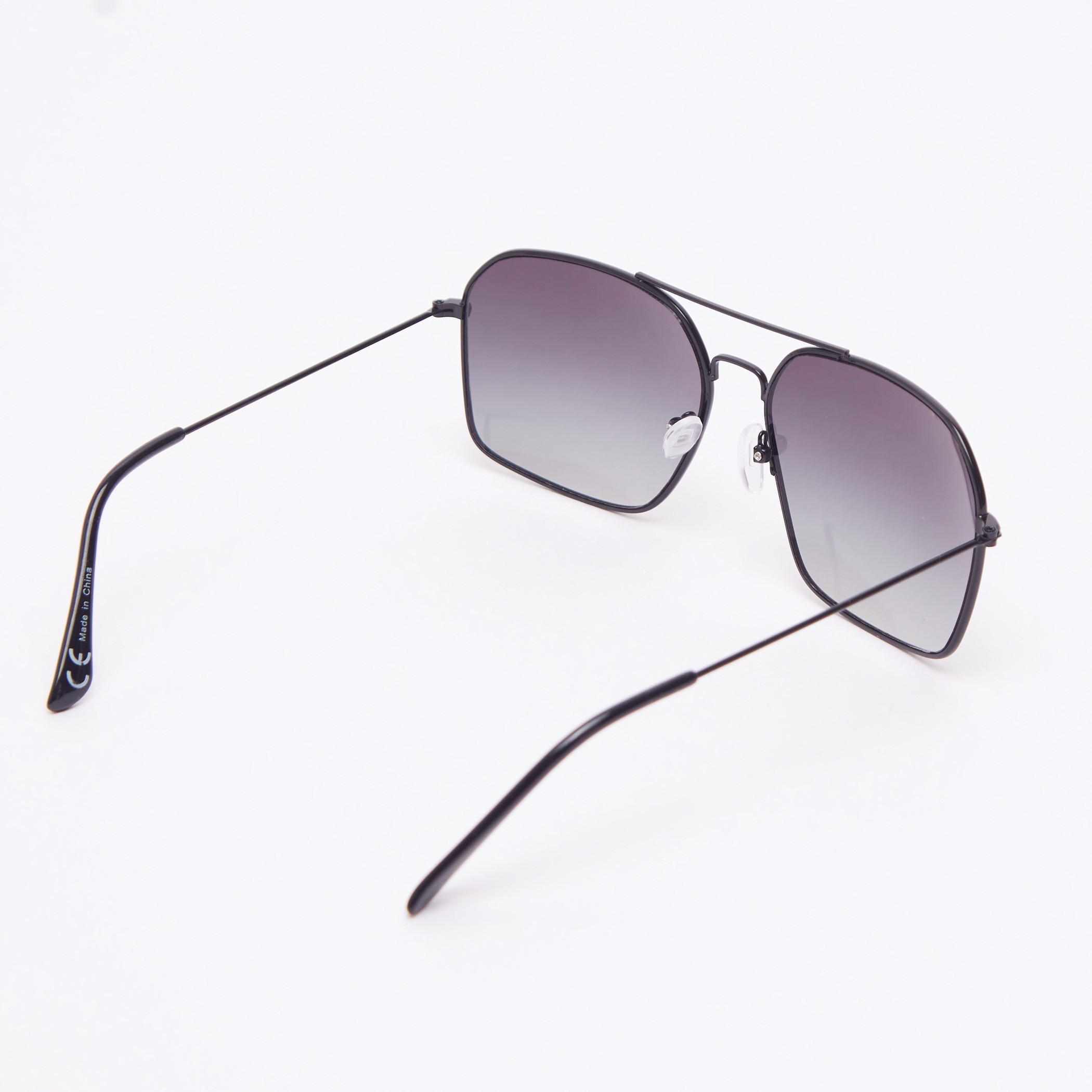 نظّارة شمسية أفياتور بإطار كامل ووسادات للأنف وشريط علوي-men-sunglasses-image-5