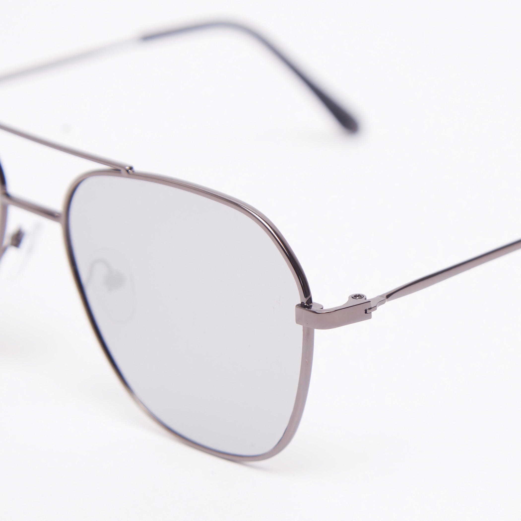 نظّارة شمسية أفياتور بإطار كامل ووسادات للأنف وشريط علوي-men-sunglasses-image-3