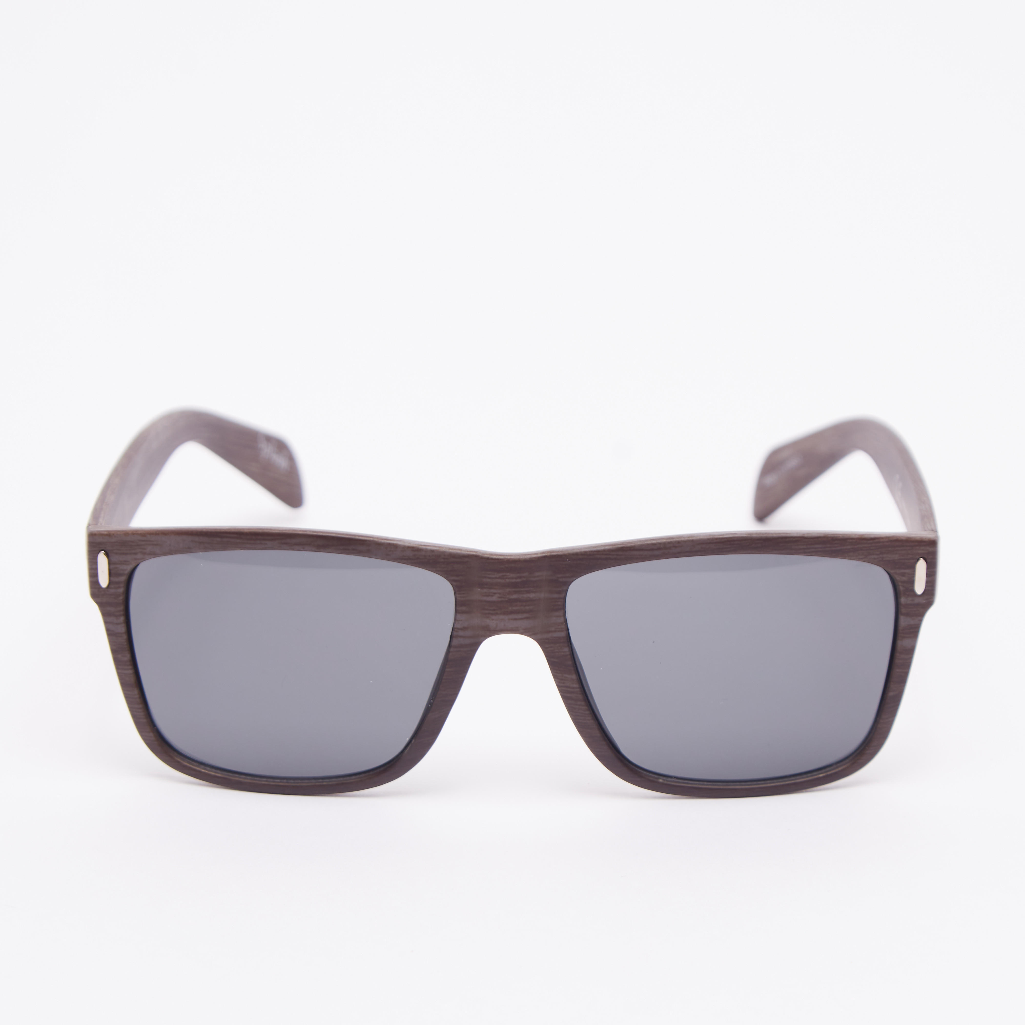 نظّارة شمسية واي فيرار بإطار كامل ووسادات أنف وسنادات أذن عريضة-men-sunglasses-image-3