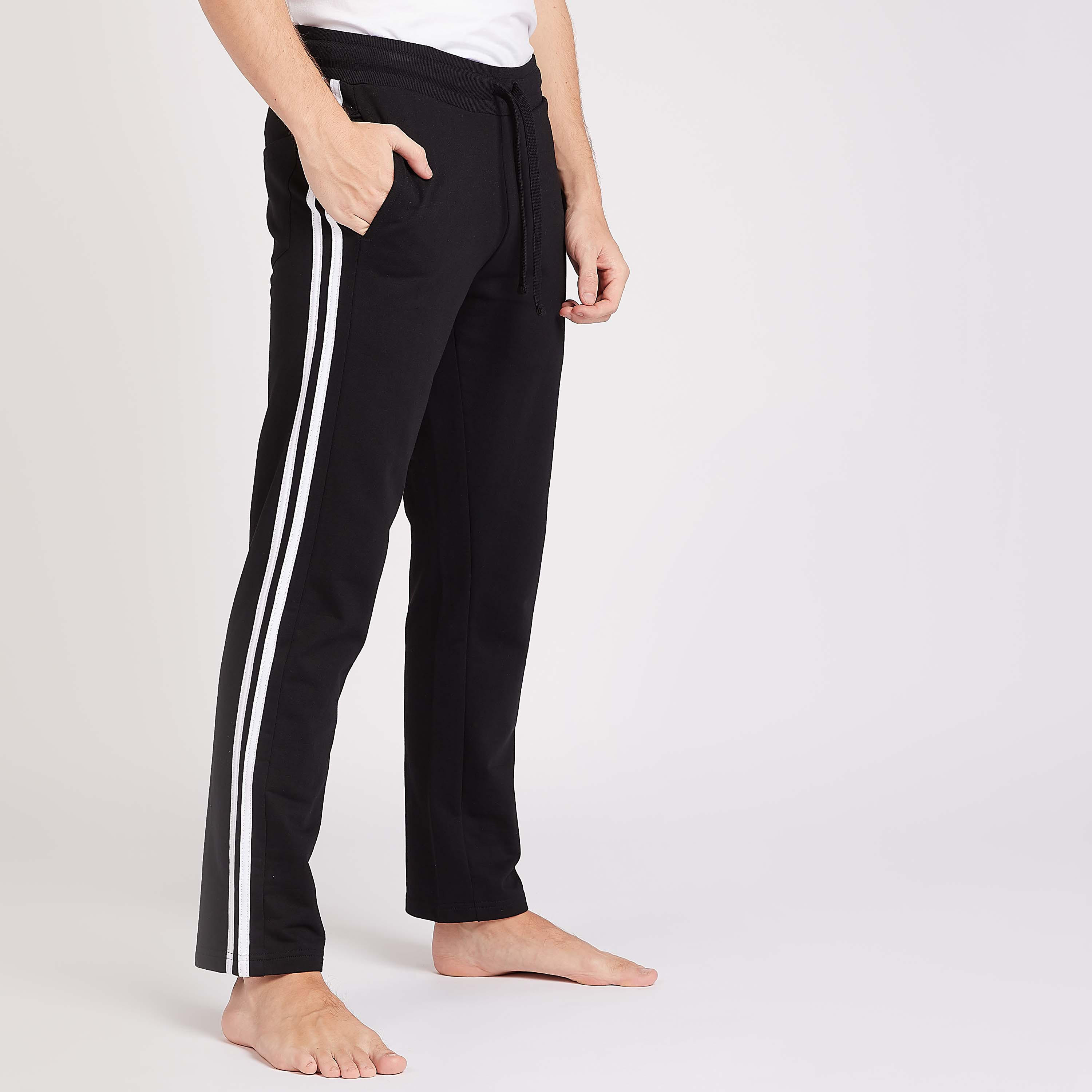 بنطلون سادة طويل بجيوب وتفاصيل مخططة-men-clothing-nightwear-pyjamaandshorts-image-4