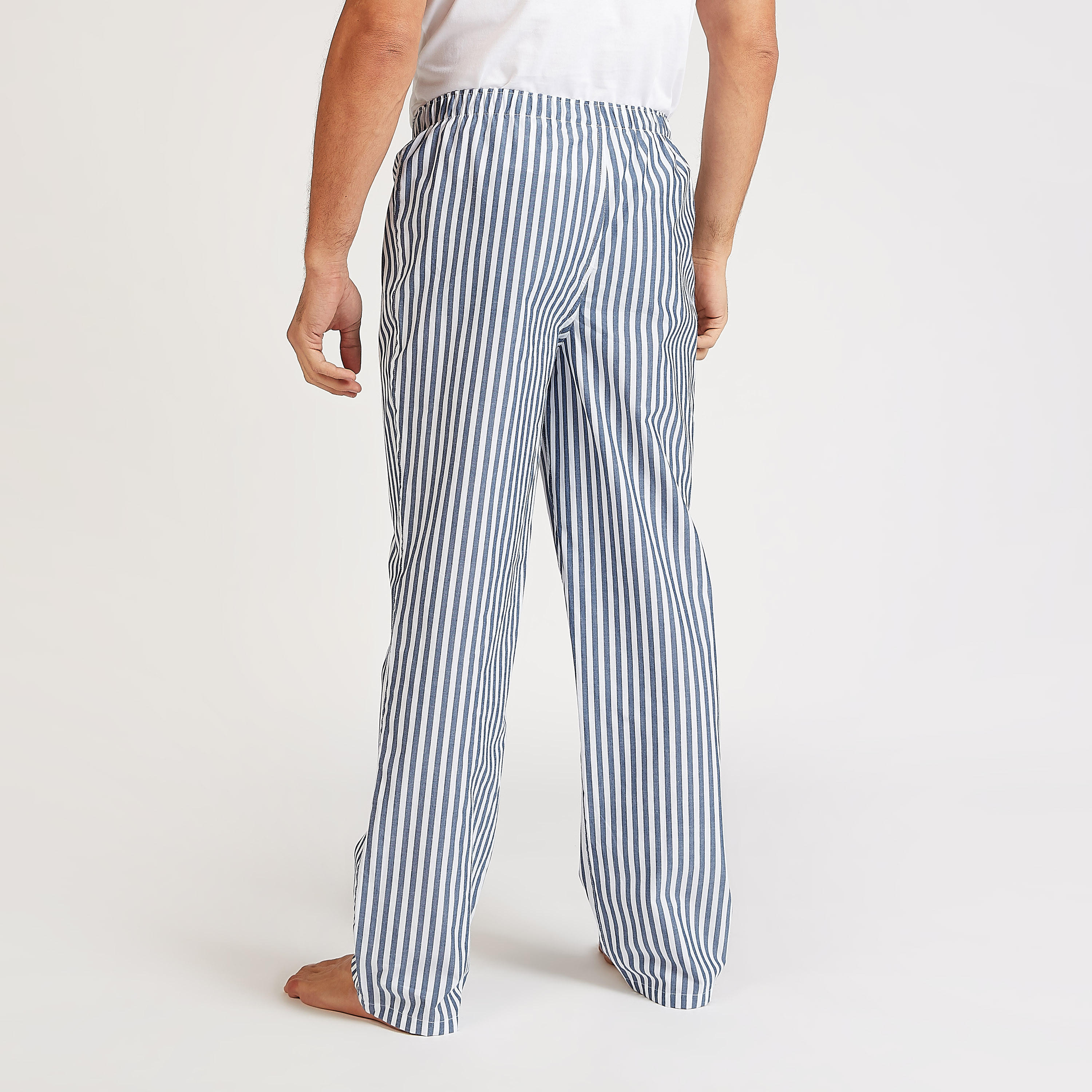 بيجاما مستدامة بطبعات وخصر مطّاطي - طقم من قطعتين-men-clothing-nightwear-pyjamaandshorts-image-7