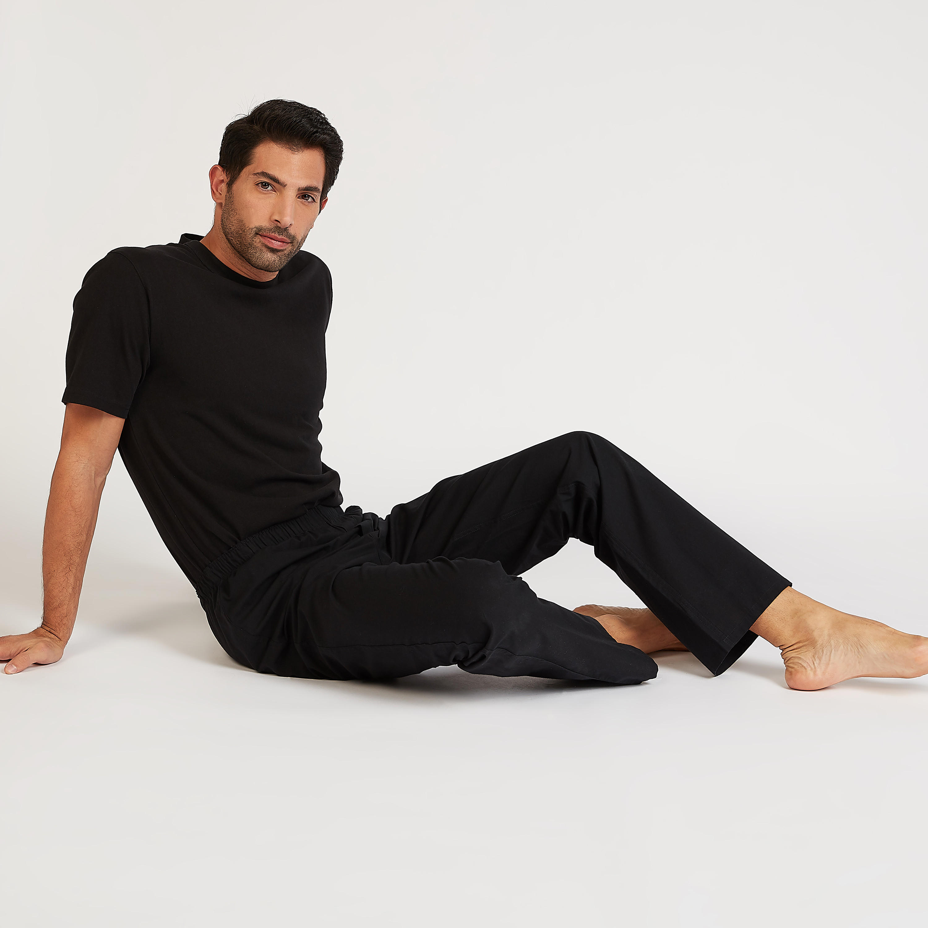 بيجاما مستدامة متنوّعة بخصر مطّاطي - طقم من قطعتين-men-clothing-nightwear-pyjamaandshorts-image-3