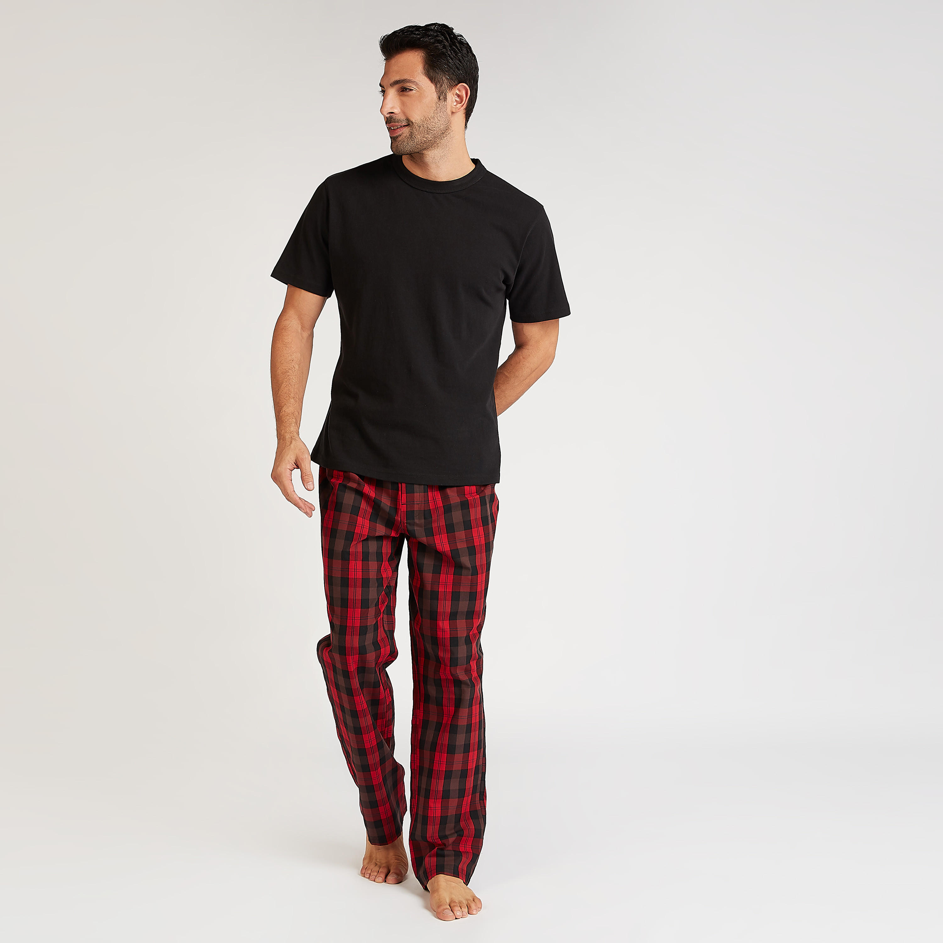بيجاما مستدامة متنوّعة بخصر مطّاطي - طقم من قطعتين-men-clothing-nightwear-pyjamaandshorts-image-4
