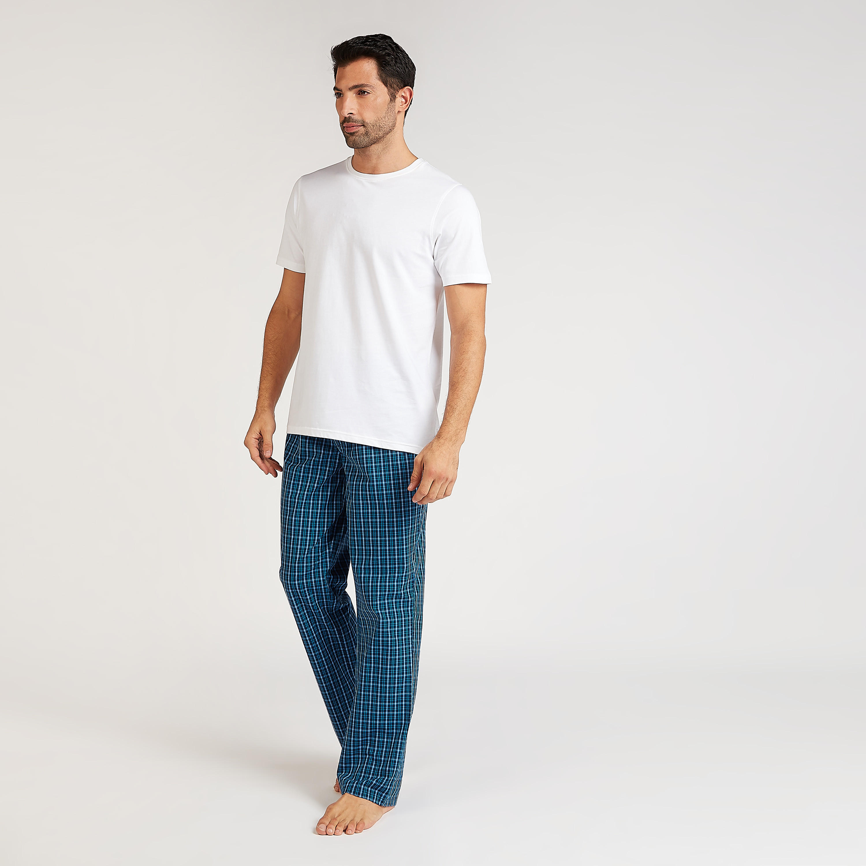 بنطلون بيجاما طويل بخصر مطاطي وطبعات - طقم من قطعتين-men-clothing-nightwear-pyjamaandshorts-image-4