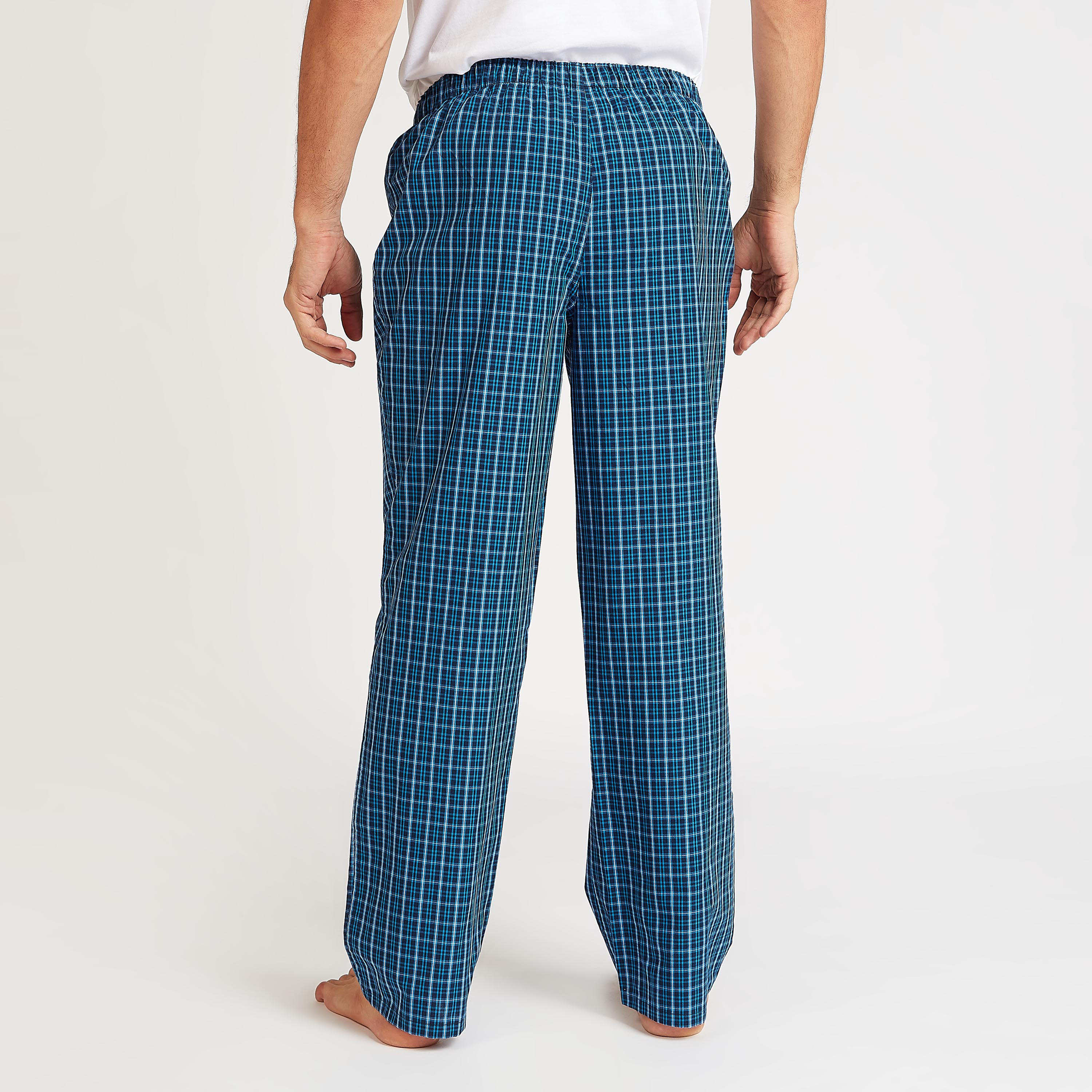بنطلون بيجاما طويل بخصر مطاطي وطبعات - طقم من قطعتين-men-clothing-nightwear-pyjamaandshorts-image-5