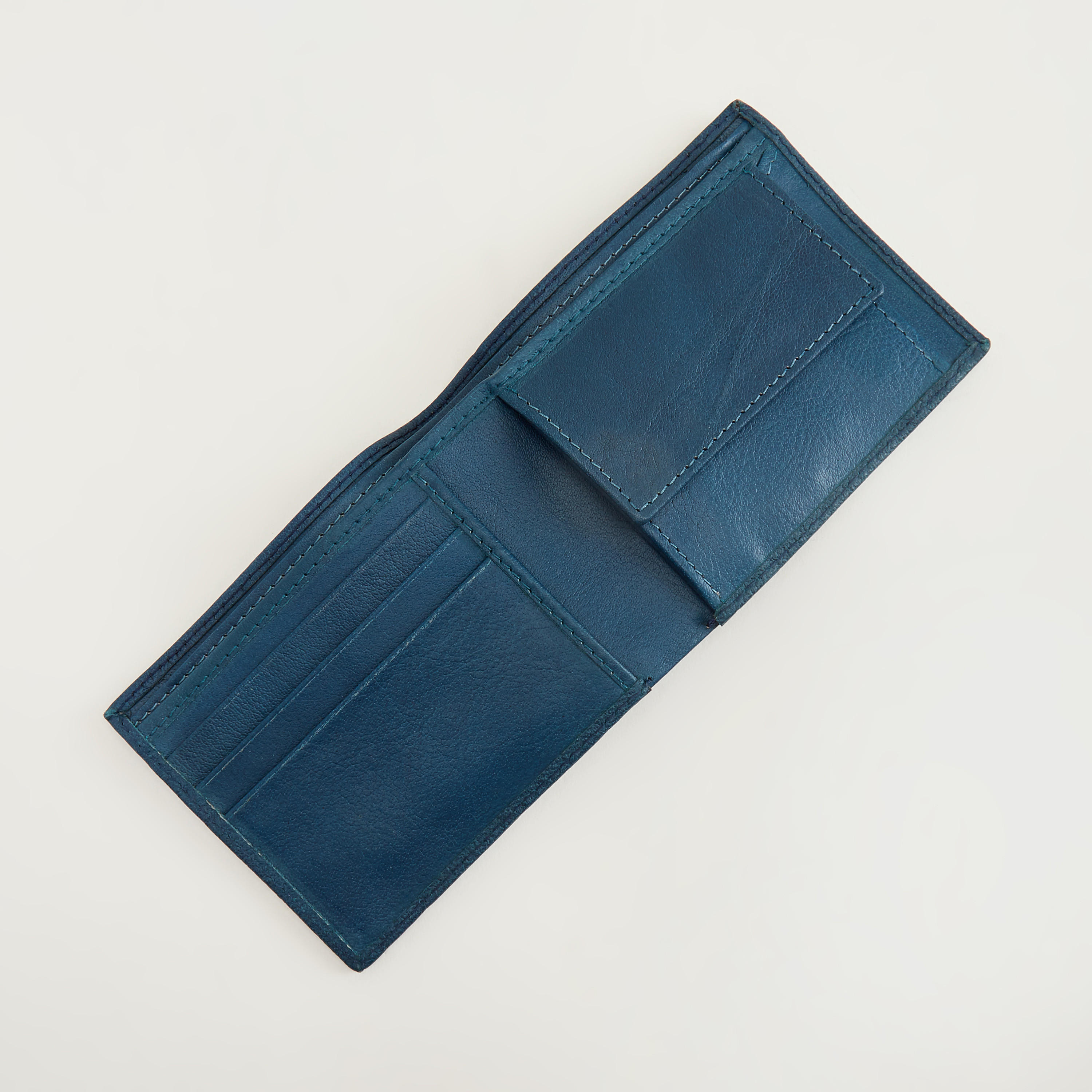 محفظة بارزة الملمس بطّية مزدوجة-men-beltsandwallets-wallets-image-3