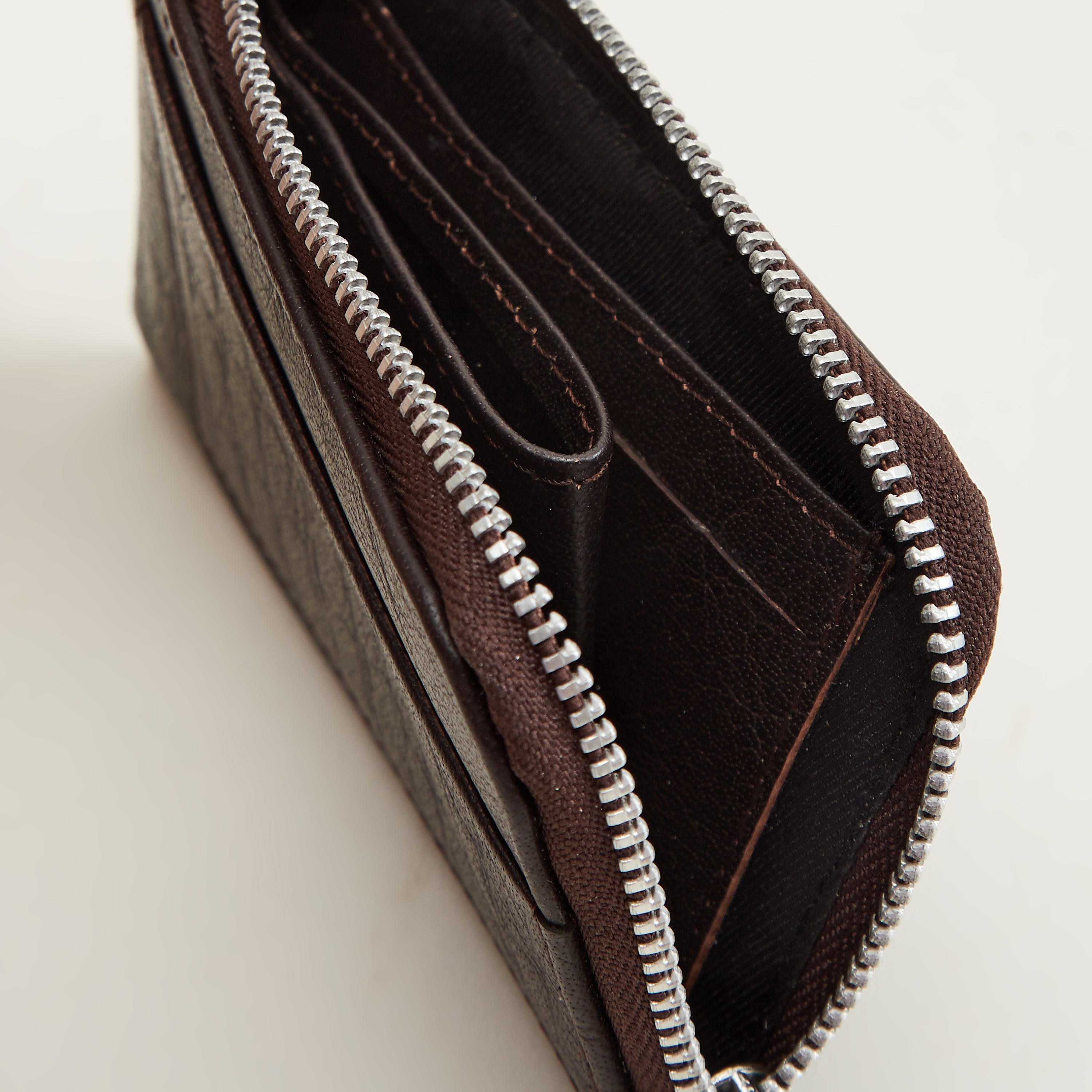 حامل بطاقات بملمس حيوانات بارز مع إغلاق بسحاب-men-beltsandwallets-wallets-image-4