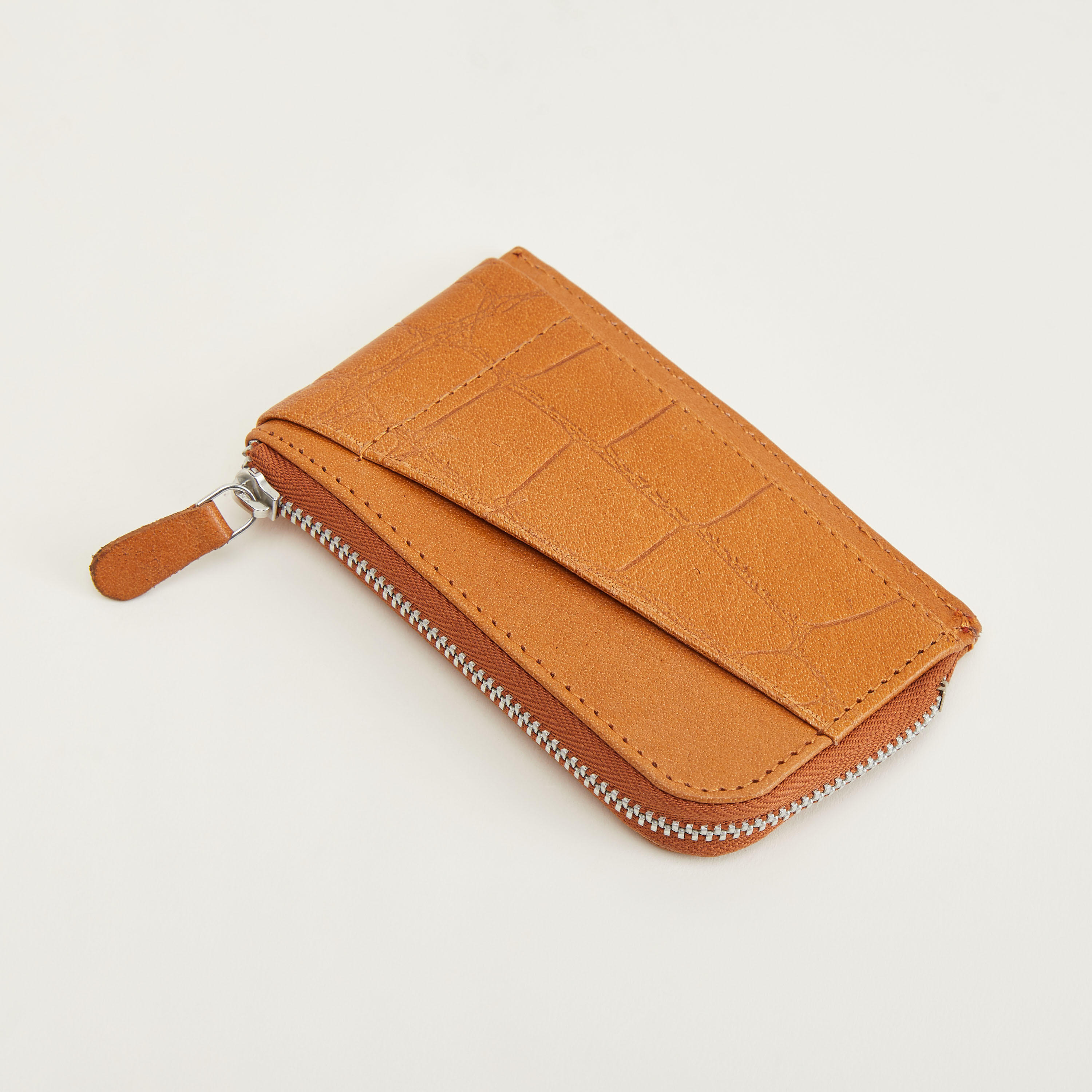 حامل بطاقات بارز الملس بسحّاب إغلاق-men-beltsandwallets-wallets-image-2