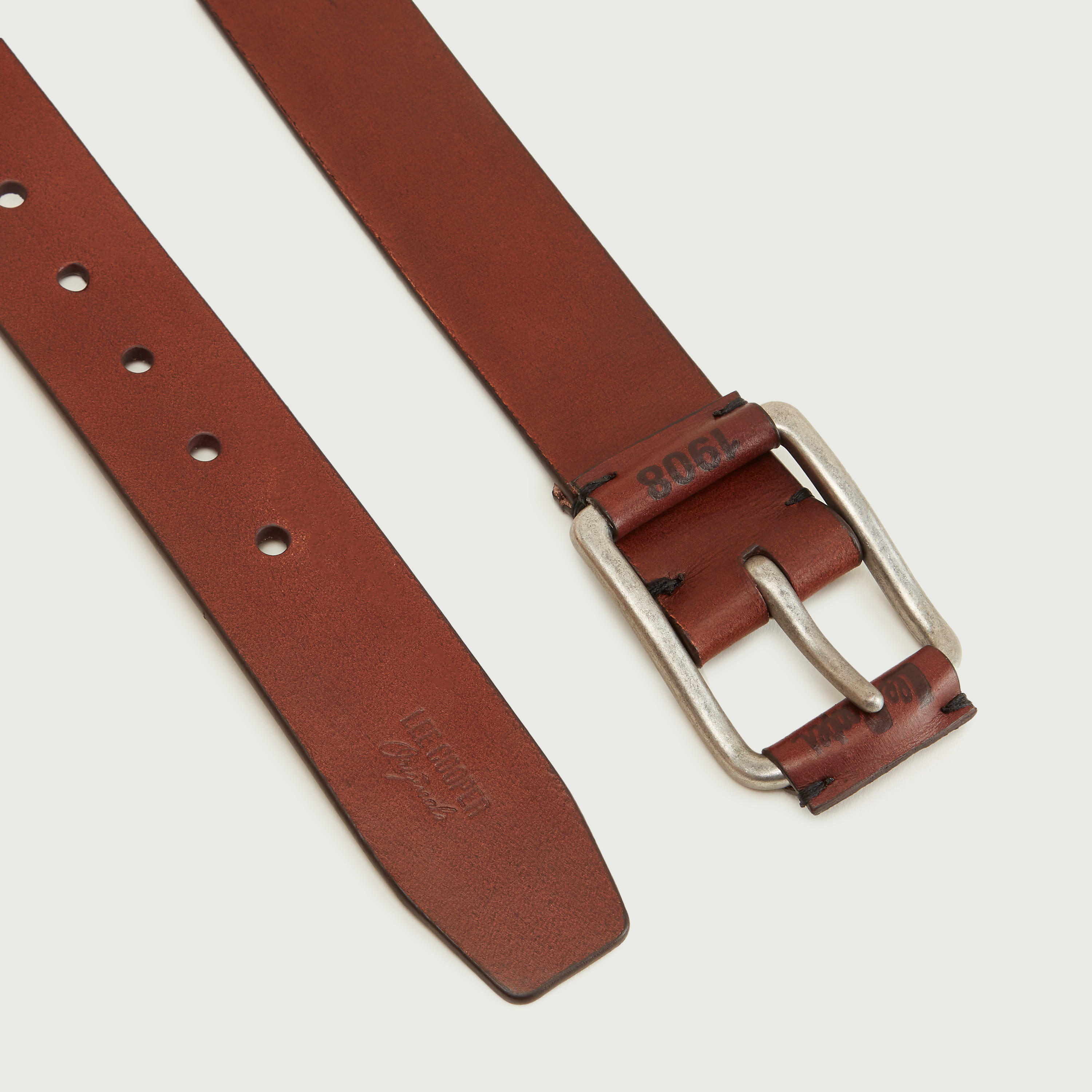 حزام بطبعات وإبزيم بدبوس من لي كوبر-men-beltsandwallets-belts-image-2