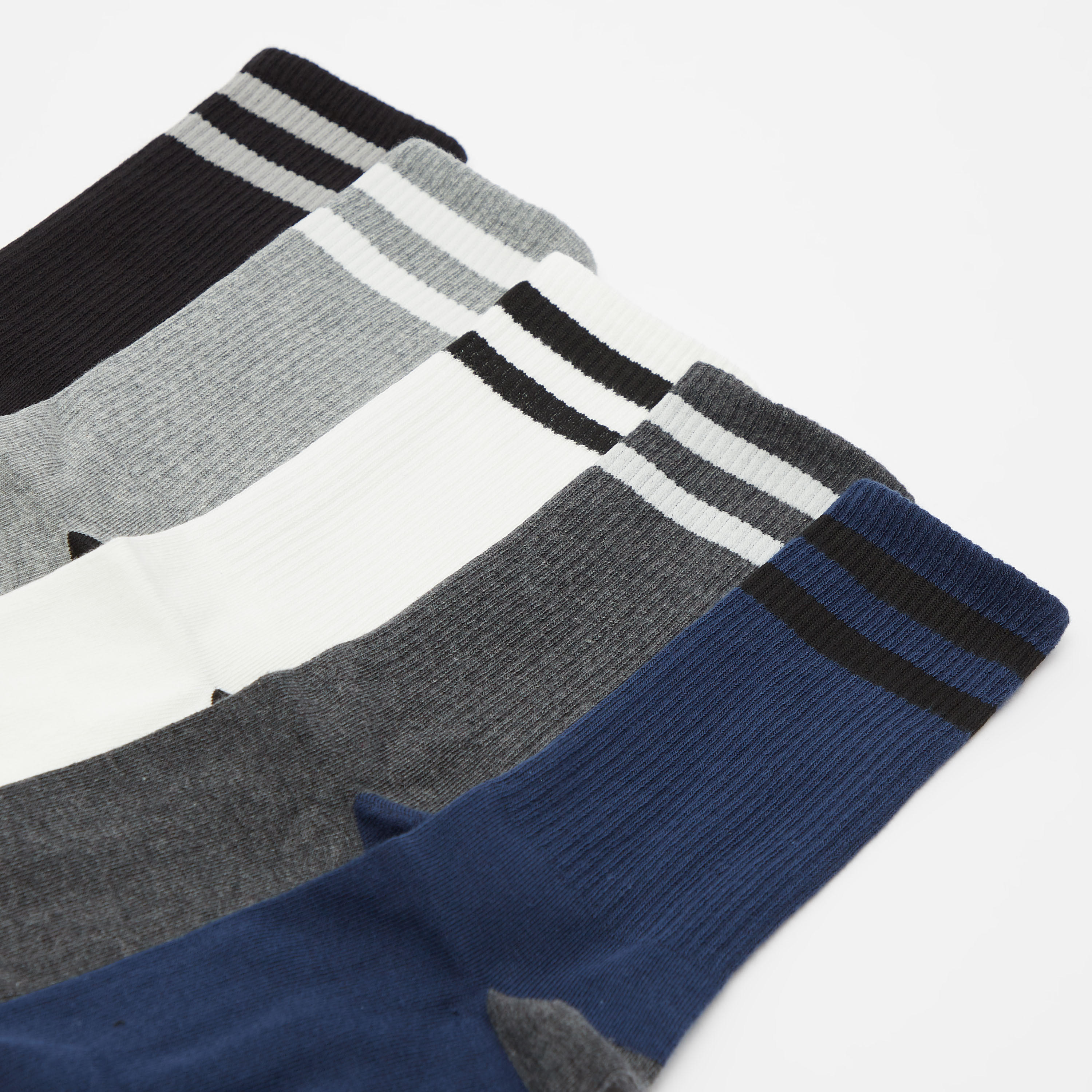 جوارب مقلّمة بطول ربلة الساق بحواف مضلّعة - طقم من 5 أزواج-men-socks-image-2
