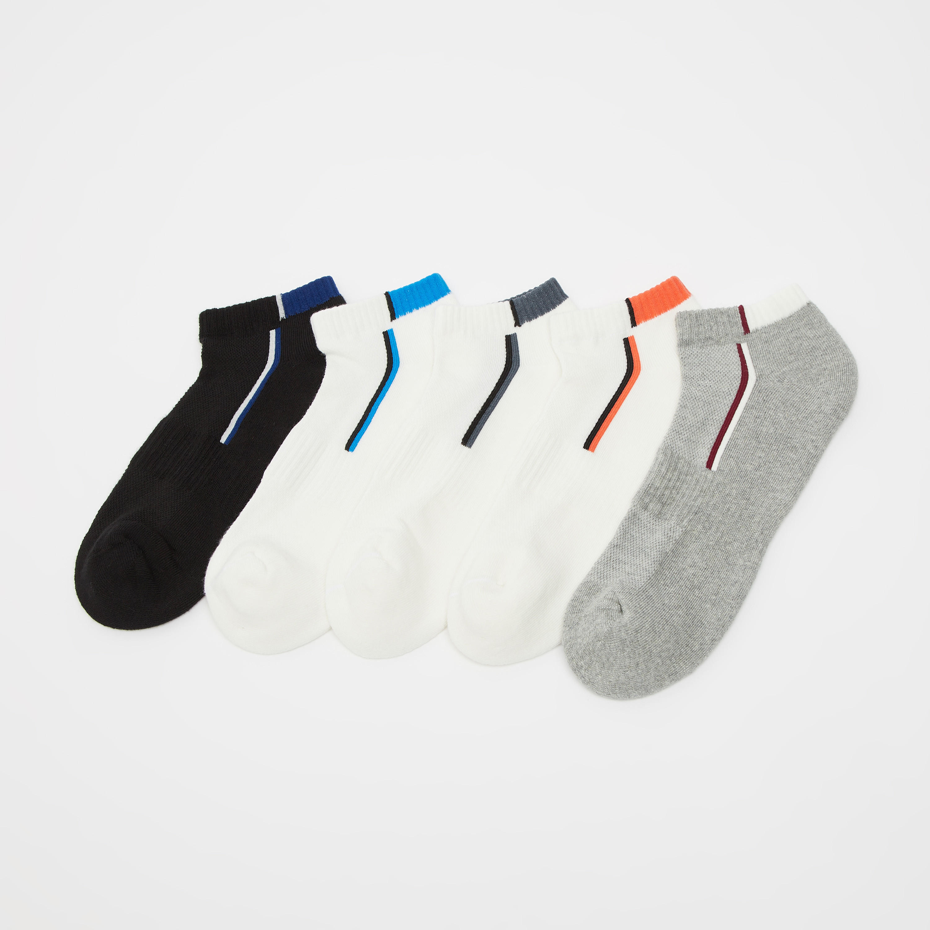 جوارب بارزة الملمس بطول الكاحل بحوّاف مطاطية - طقم من 5 أزواج-men-socks-image-1