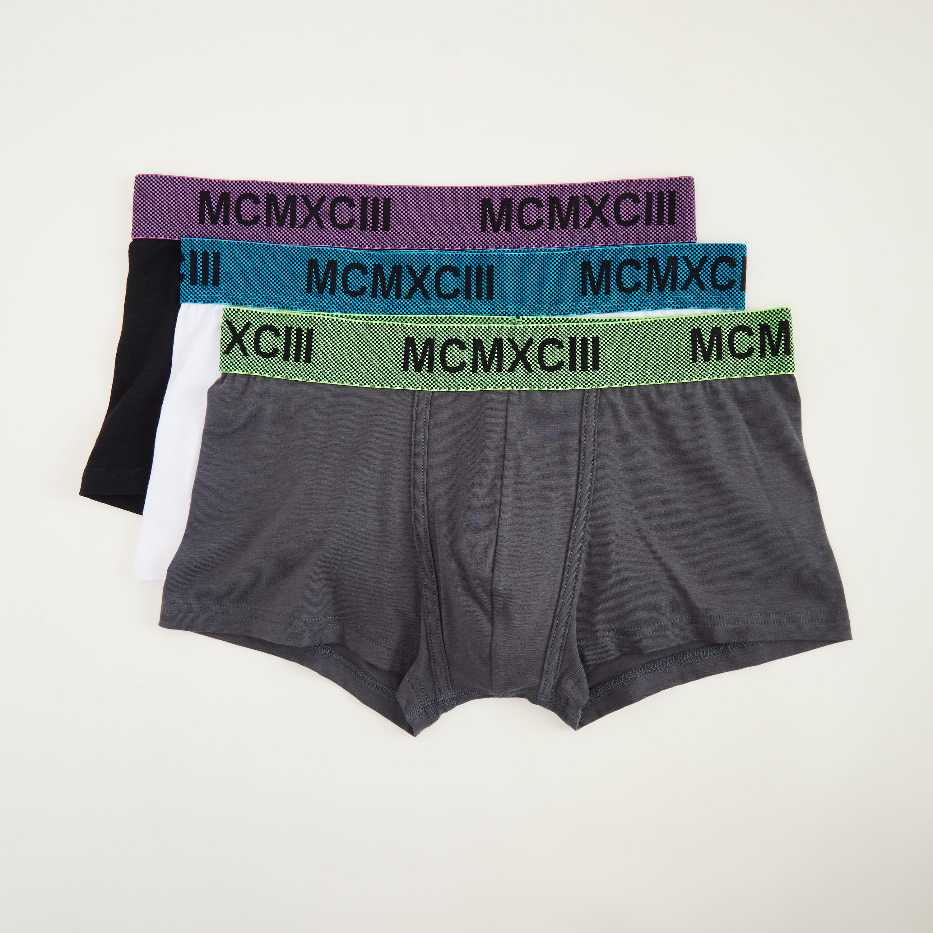 شورتات ترانك مستدامة بخصر مطّاطي متباين - طقم من 3 قطع-men-clothing-innerwear-underwear-image-1
