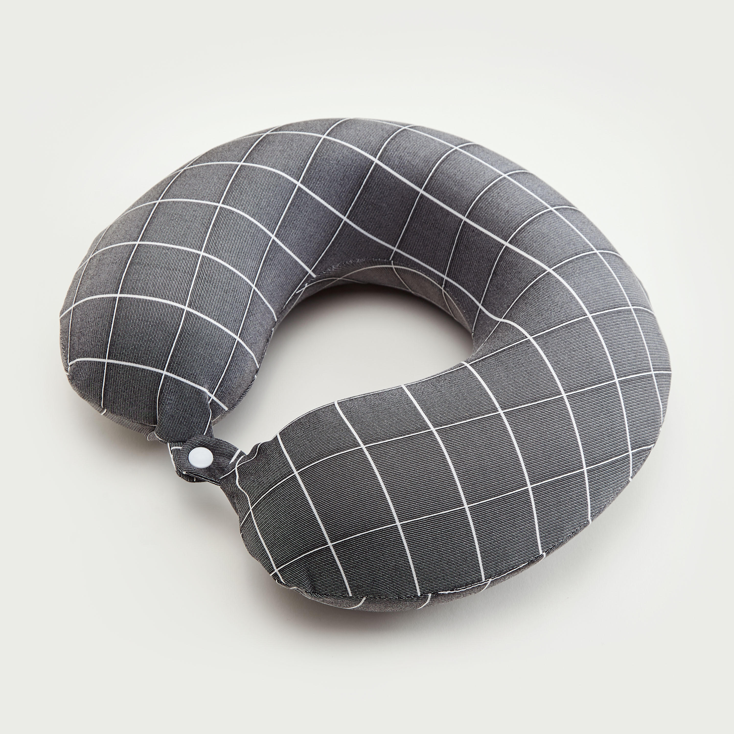 وسادة عنق بطبعات وزر إغلاق كبّاس-travel-accessories-image-5
