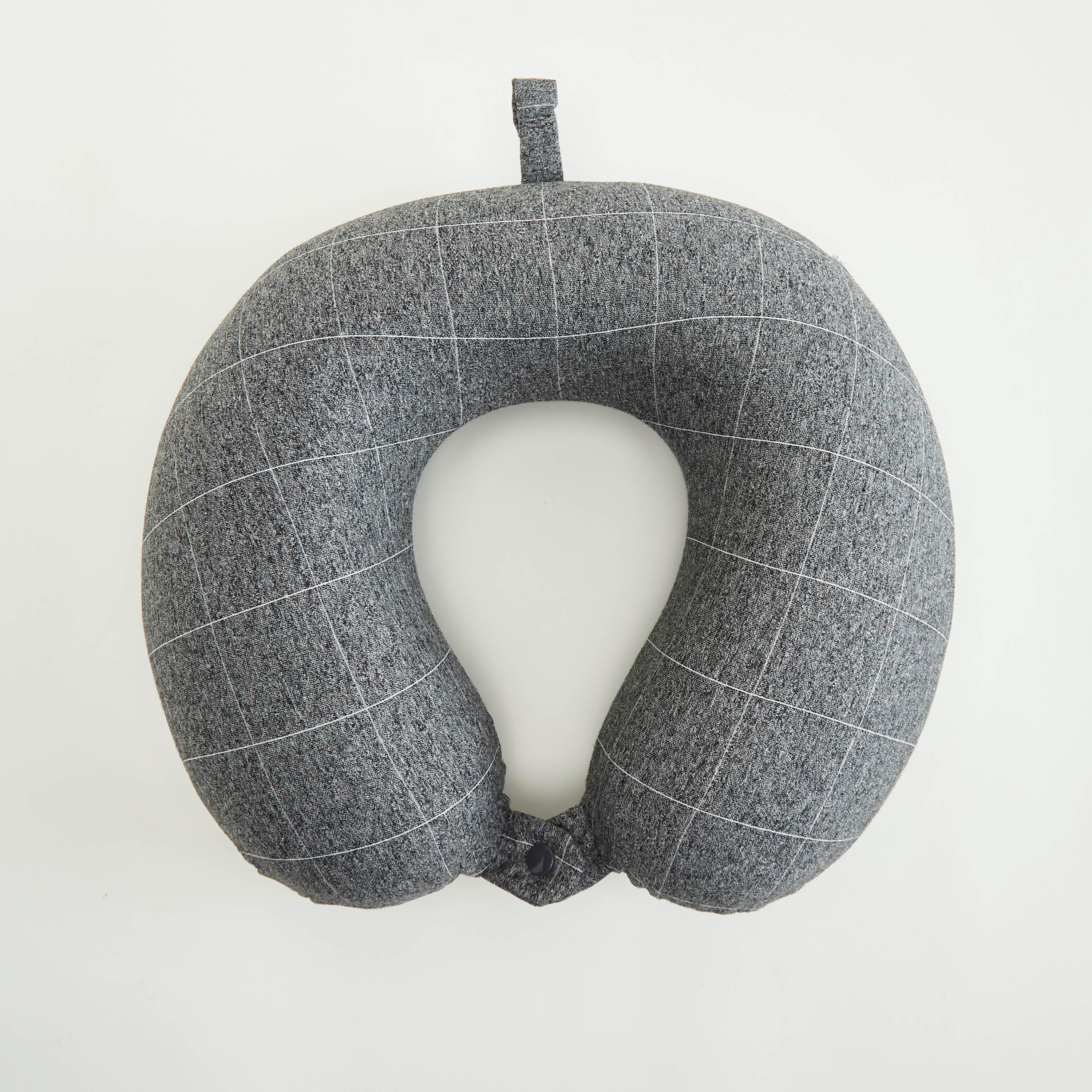 وسادة رقبة بطبعات وزر إغلاق كبّاس-travel-accessories-image-3