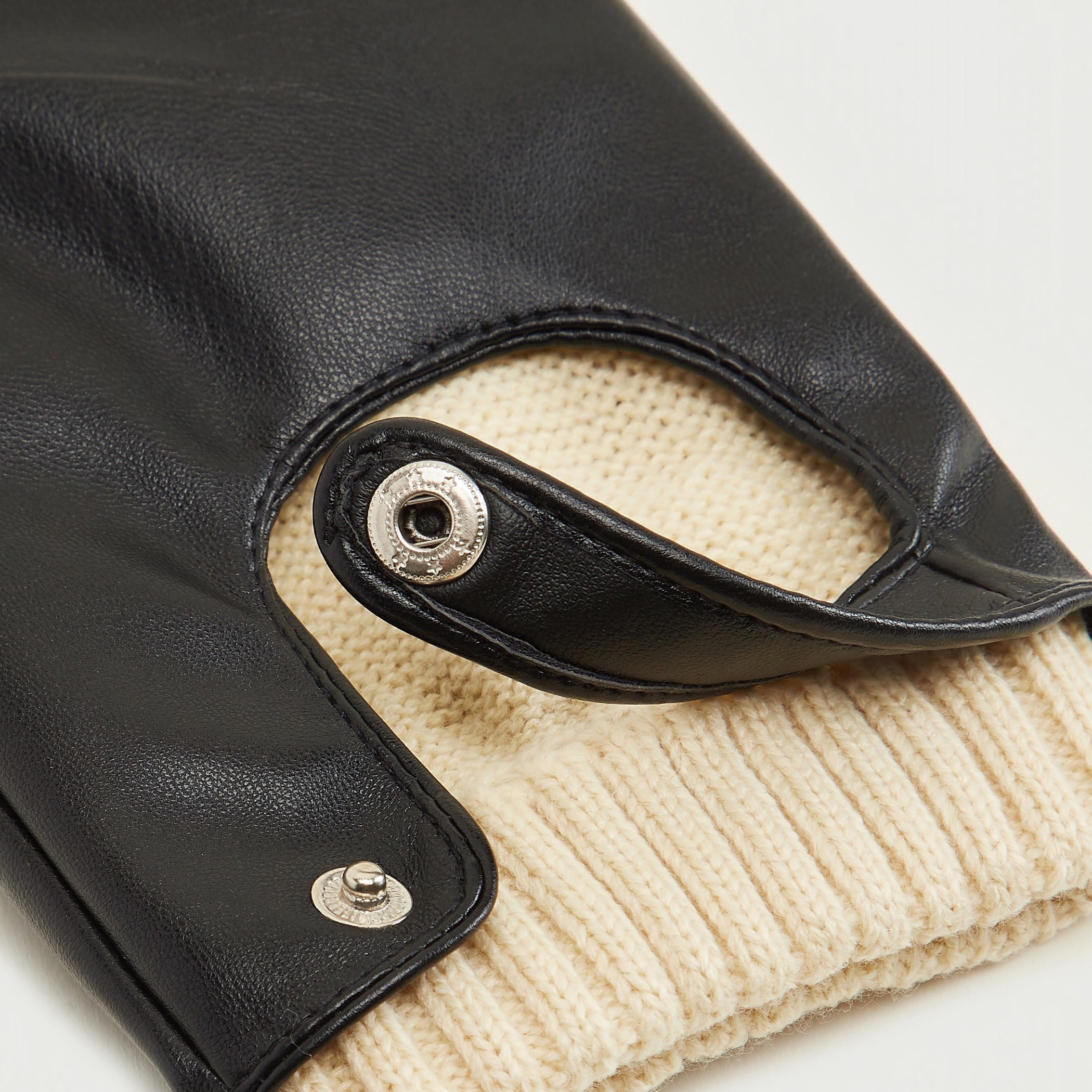 قفّازات بطبقات بارزة الملمس-men-scarvesandgloves-image-2