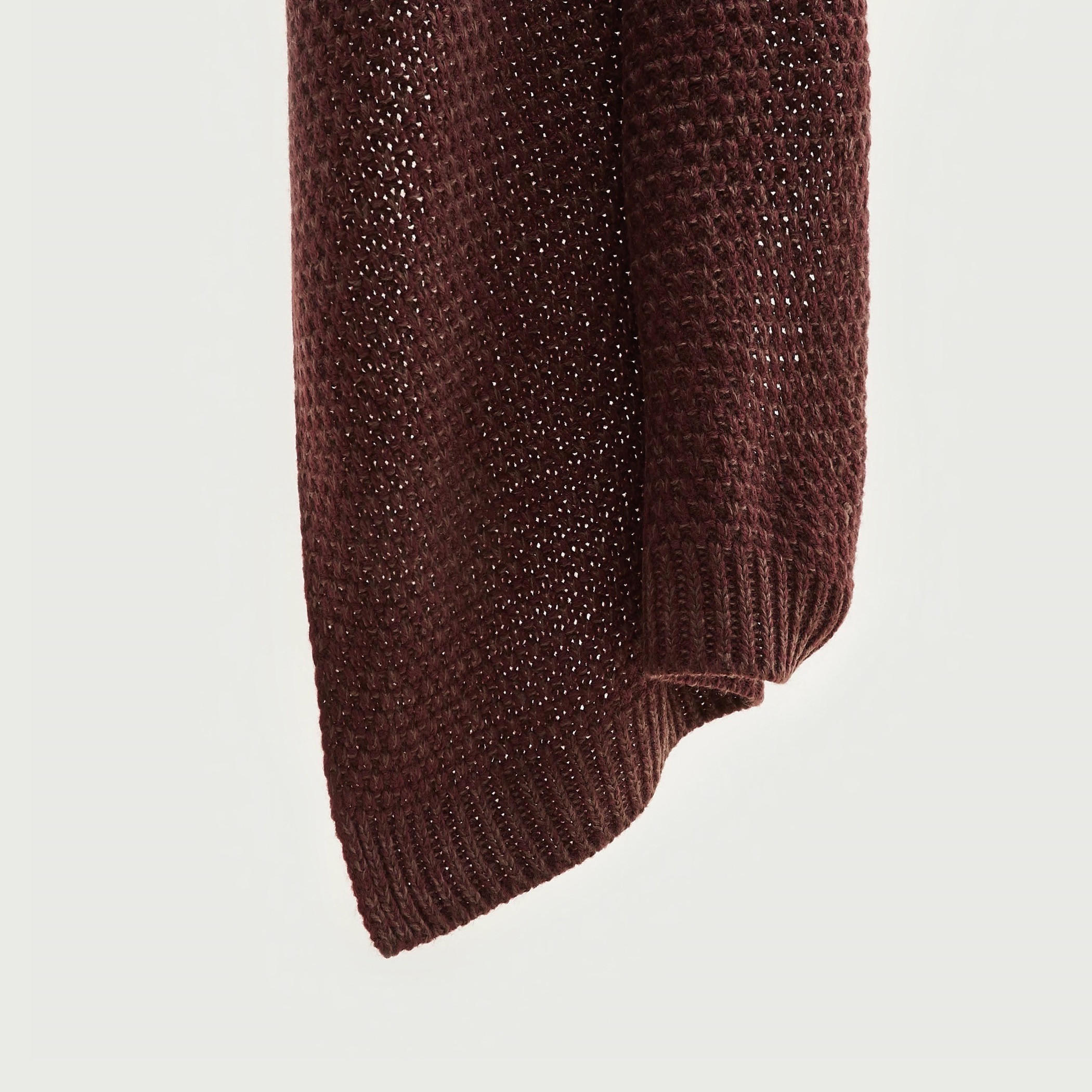 وشاح بارز الملمس-men-scarvesandgloves-image-3
