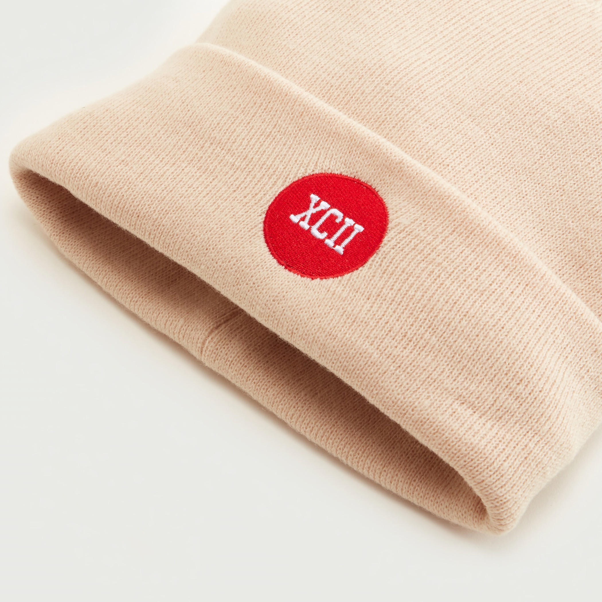 Solid Applique Detail Beanie-men-caps-image-4