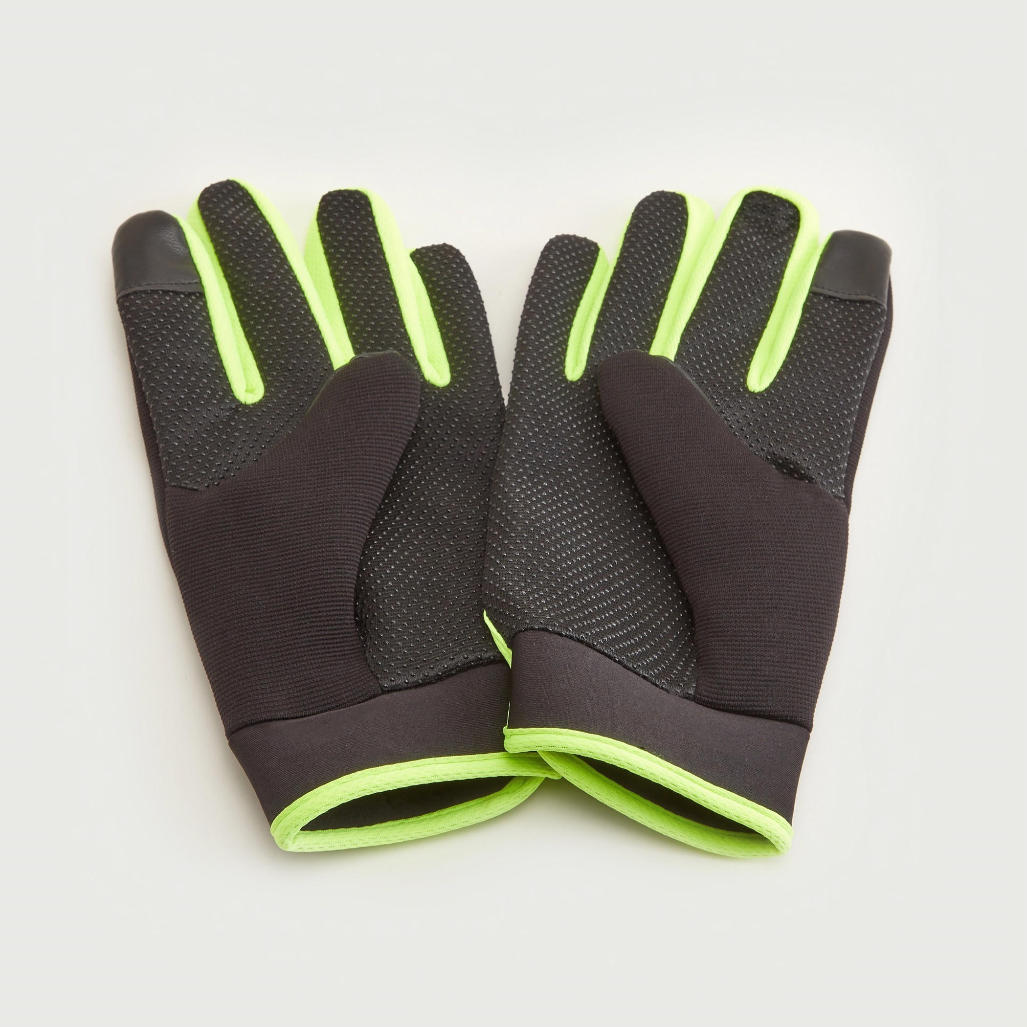 قفّازات بطبعات شعار من كابا-men-scarvesandgloves-image-3