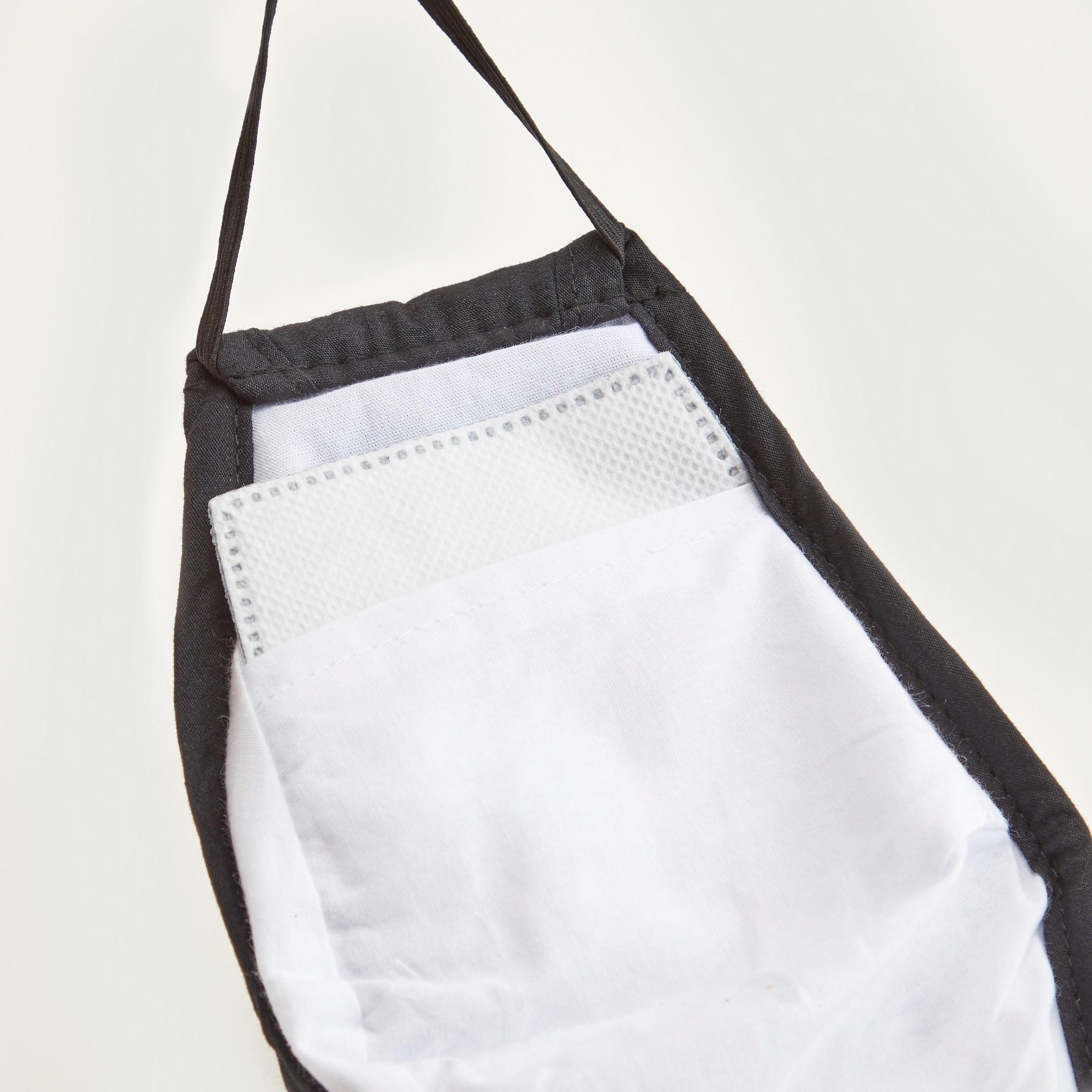 ماسك للوجه سادة بحلقات للأذن قابلة للتعديل-women-clothingaccessories-fashionmasks-image-4