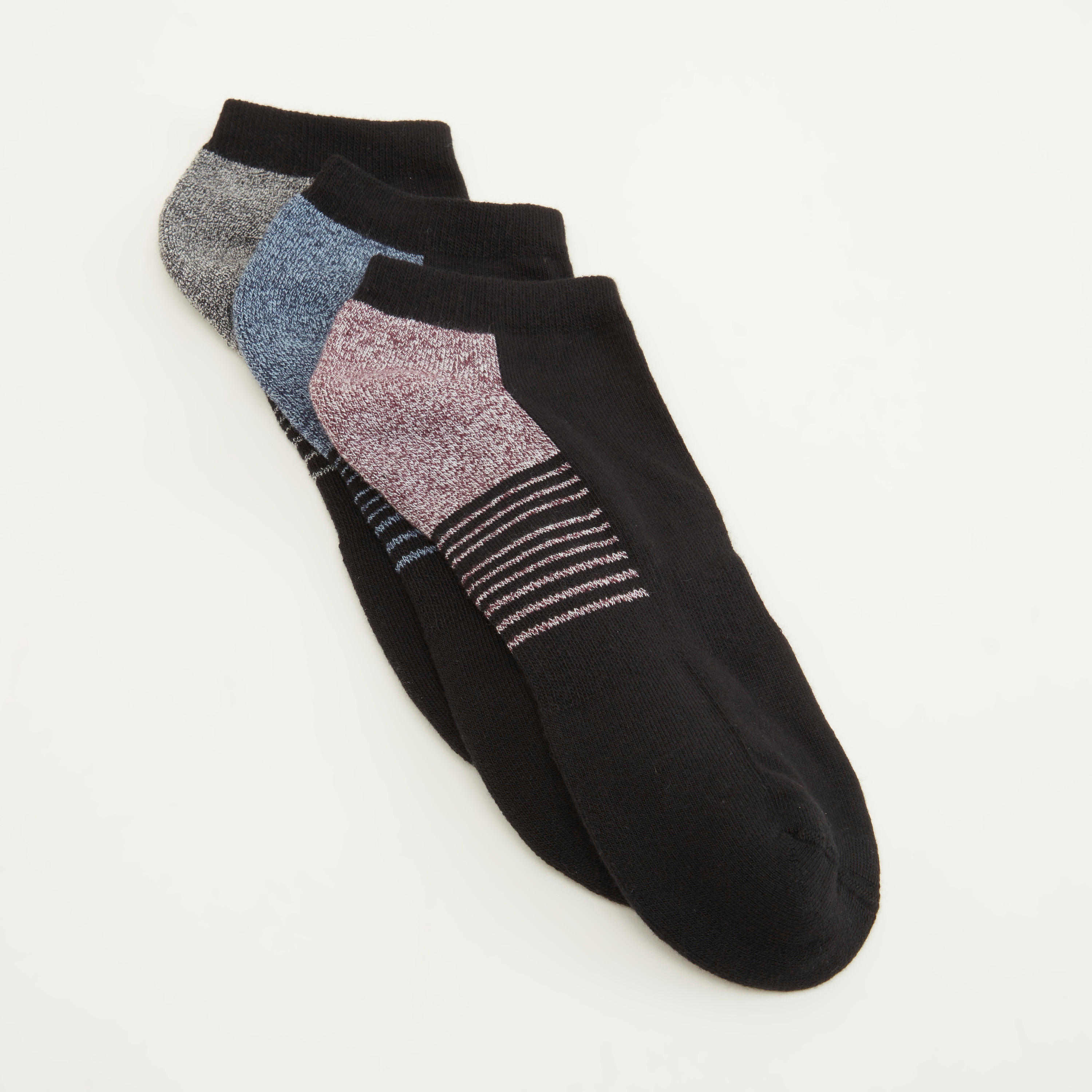 جوارب مخطّطة بطول الكاحل - طقم من 3 أزواج-men-socks-image-2
