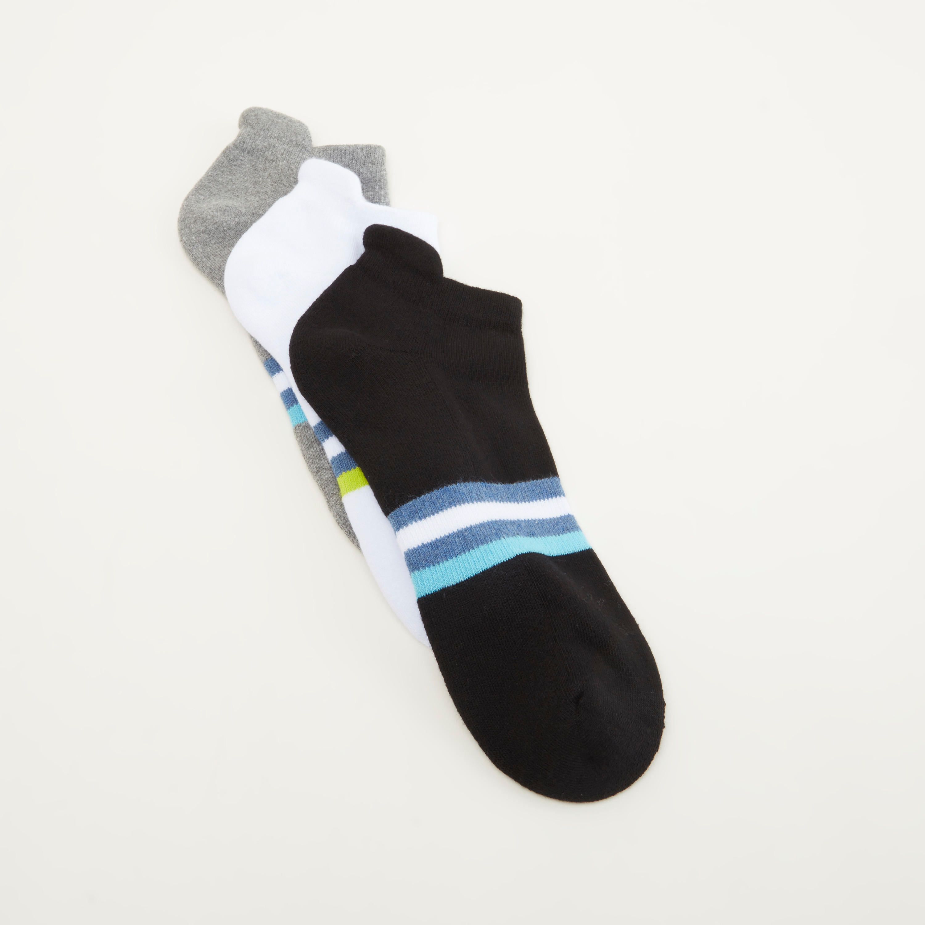 جوارب مخطّطة بطول الكاحل - طقم من 3 أزواج-men-socks-image-3