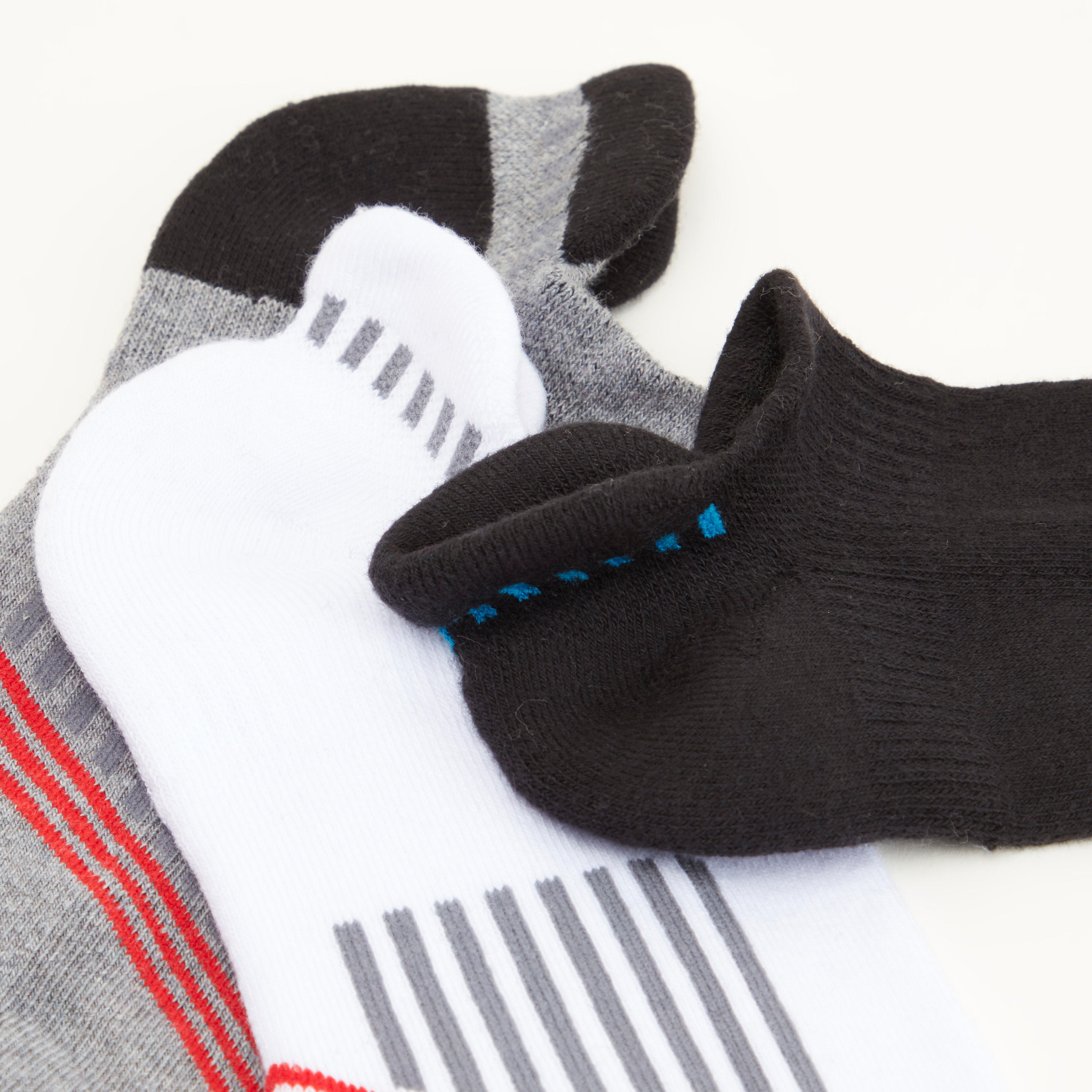 جوارب بطول الكاحل - طقم من 3 أزواج-men-socks-image-1