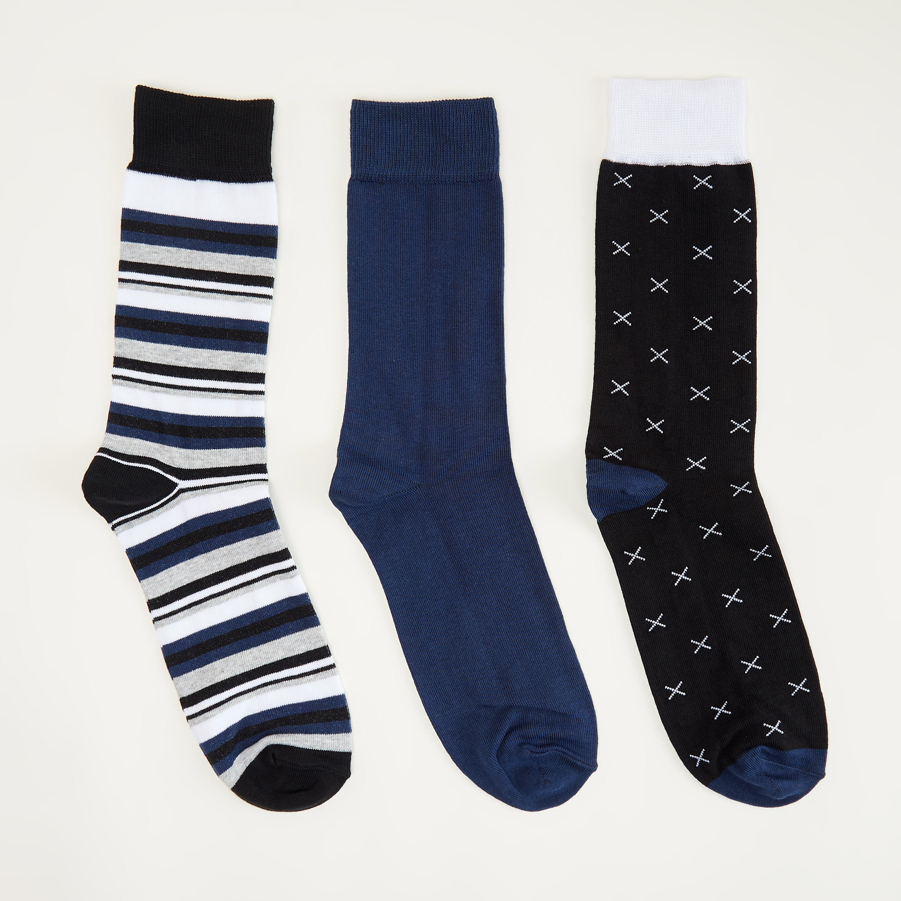 جوارب قطنيّة متنوعة - طقم من 3 أزواج-men-socks-image-4