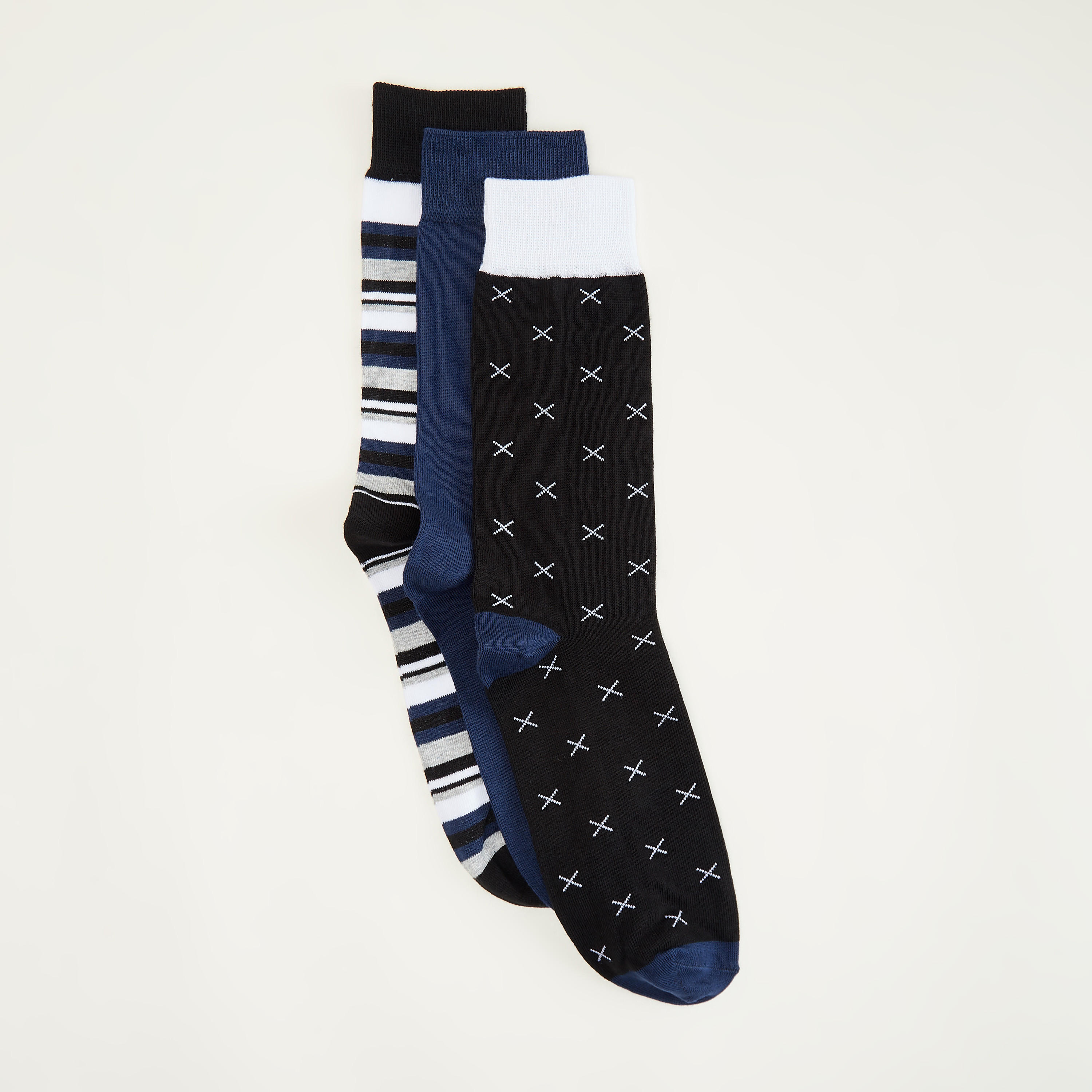 جوارب قطنيّة متنوعة - طقم من 3 أزواج-men-socks-image-3