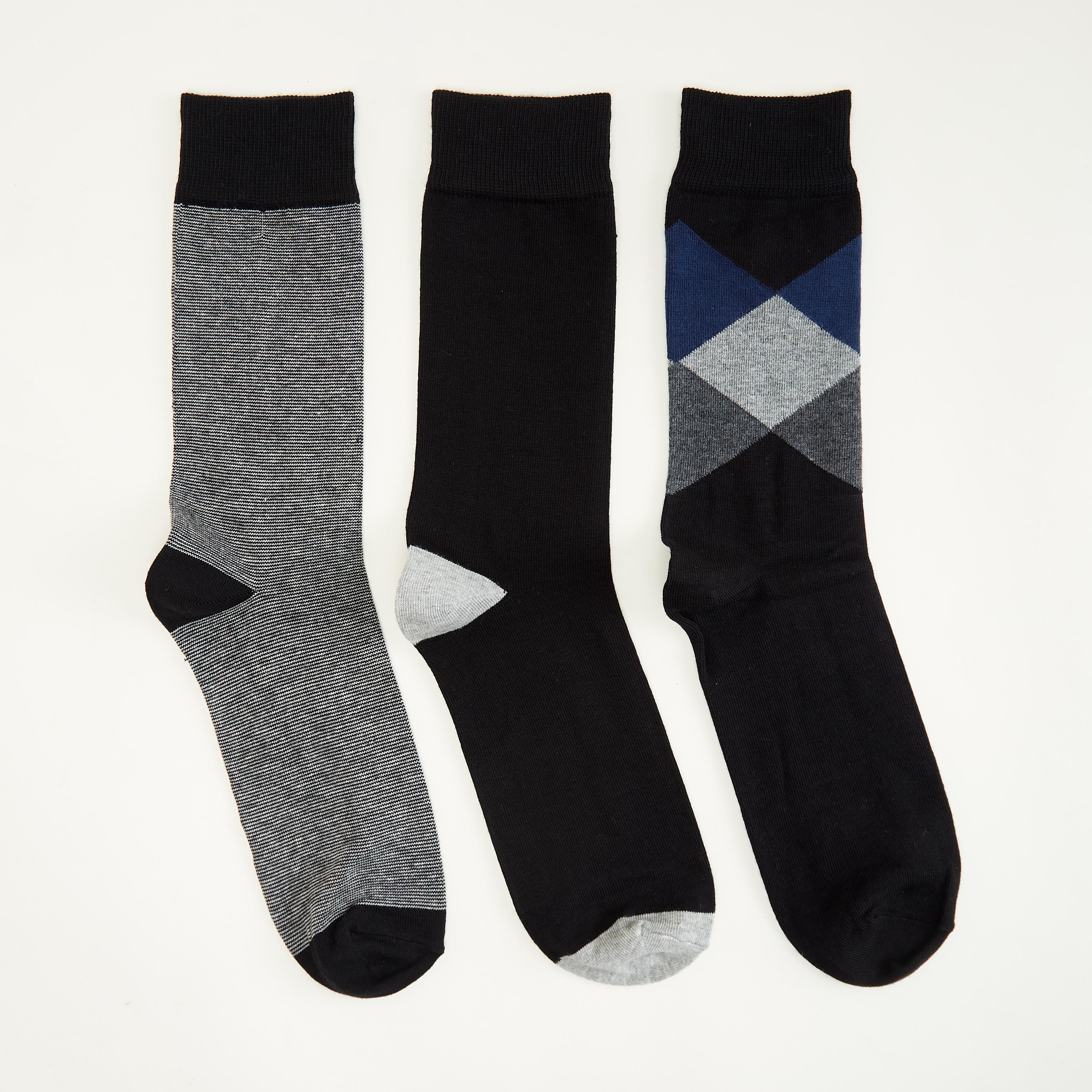 جوارب متنوّعة بطول ربلة السّاق - طقم من 3 أزواج-men-socks-image-1