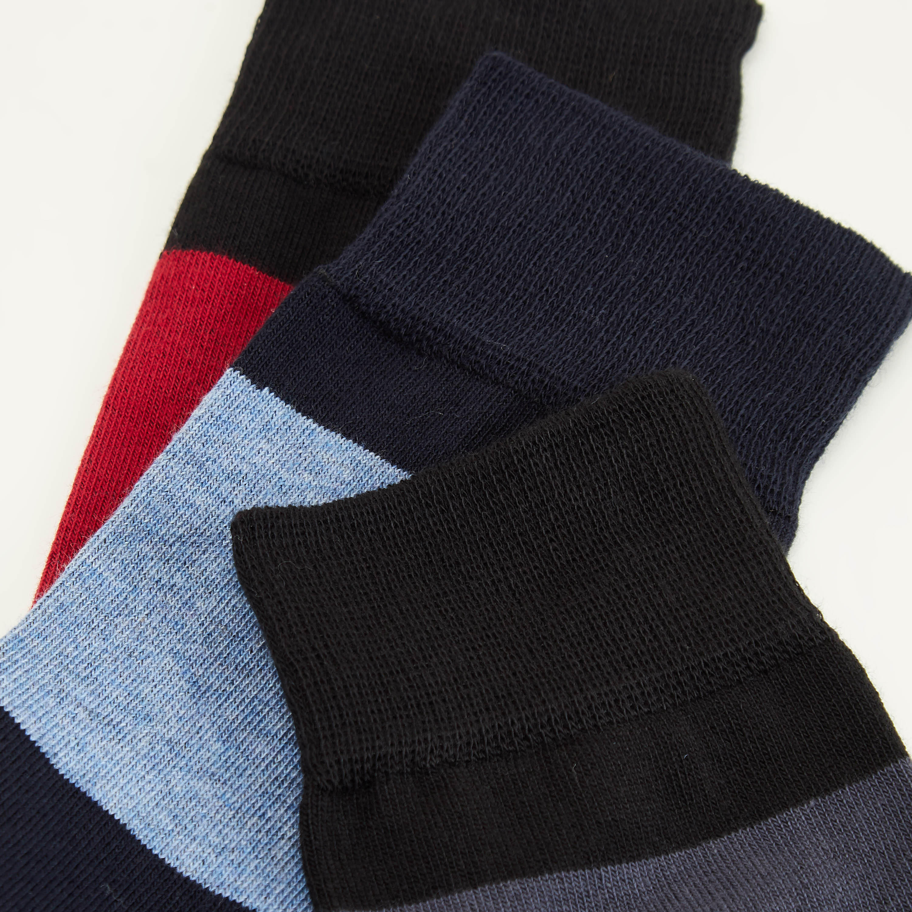 جوارب مخطّطة بطول ربلة السّاق - طقم من 3 أزواج-men-socks-image-4
