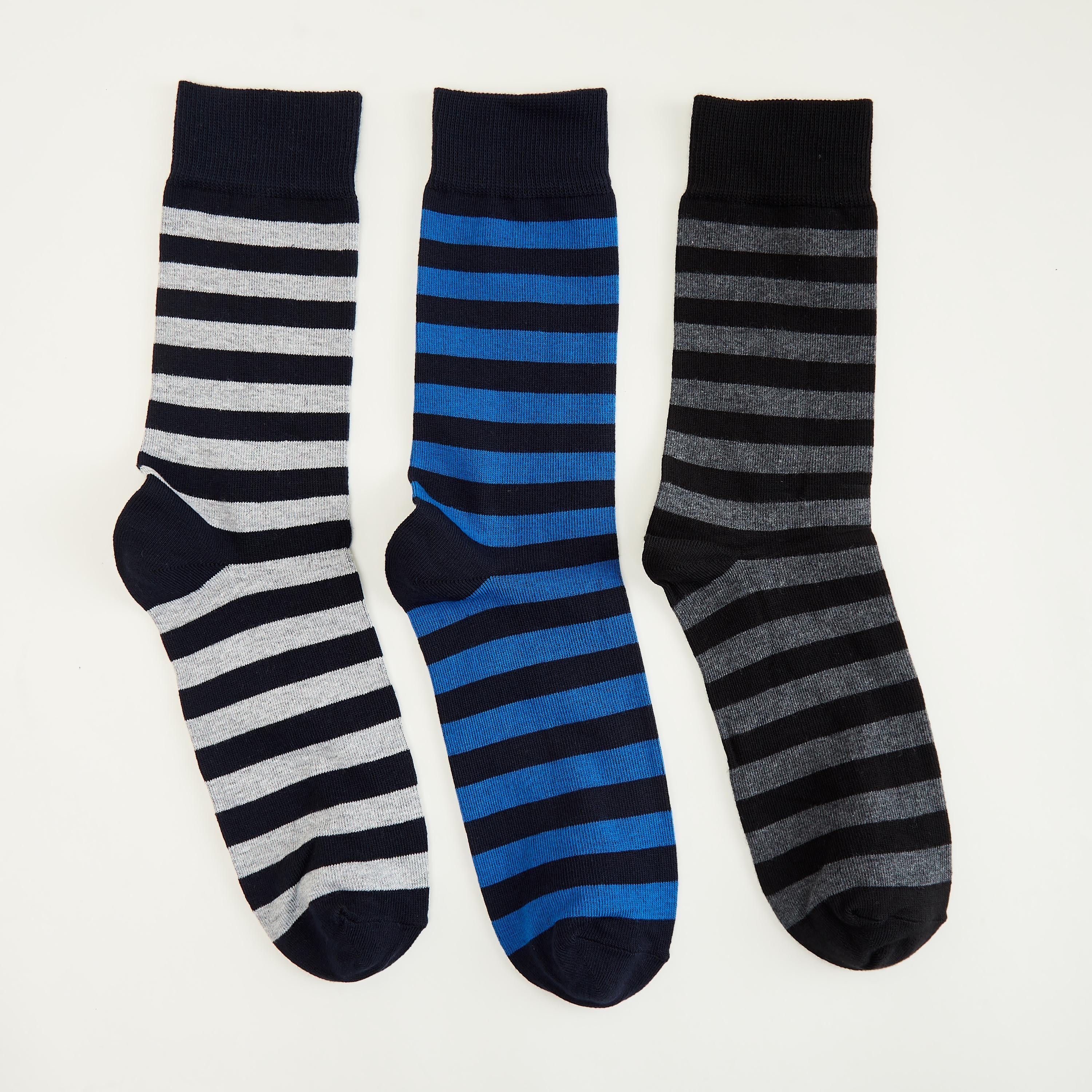 جوارب مخطّطة بطول ربلة السّاق - طقم من 3 أزواج-men-socks-image-1