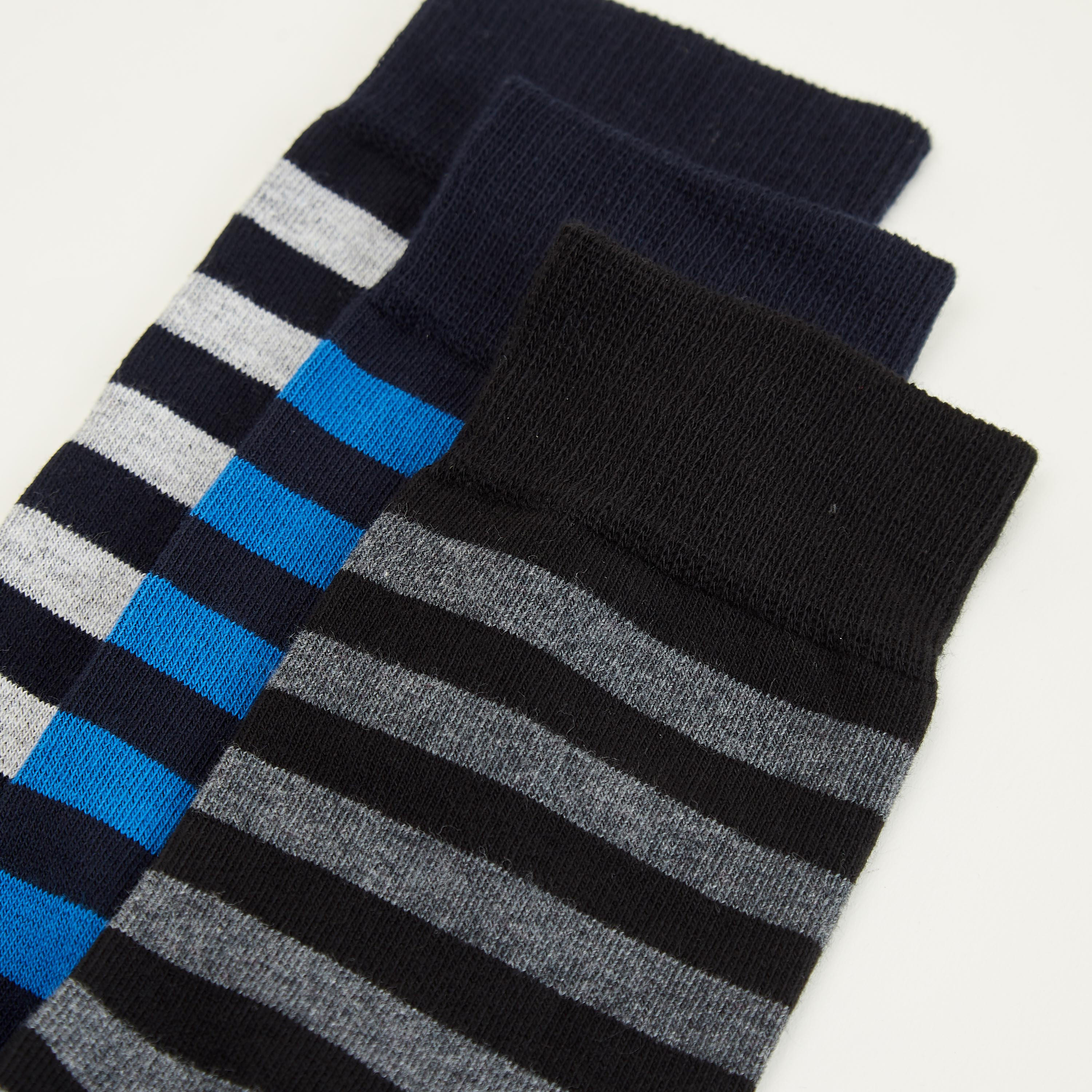 جوارب مخطّطة بطول ربلة السّاق - طقم من 3 أزواج-men-socks-image-3