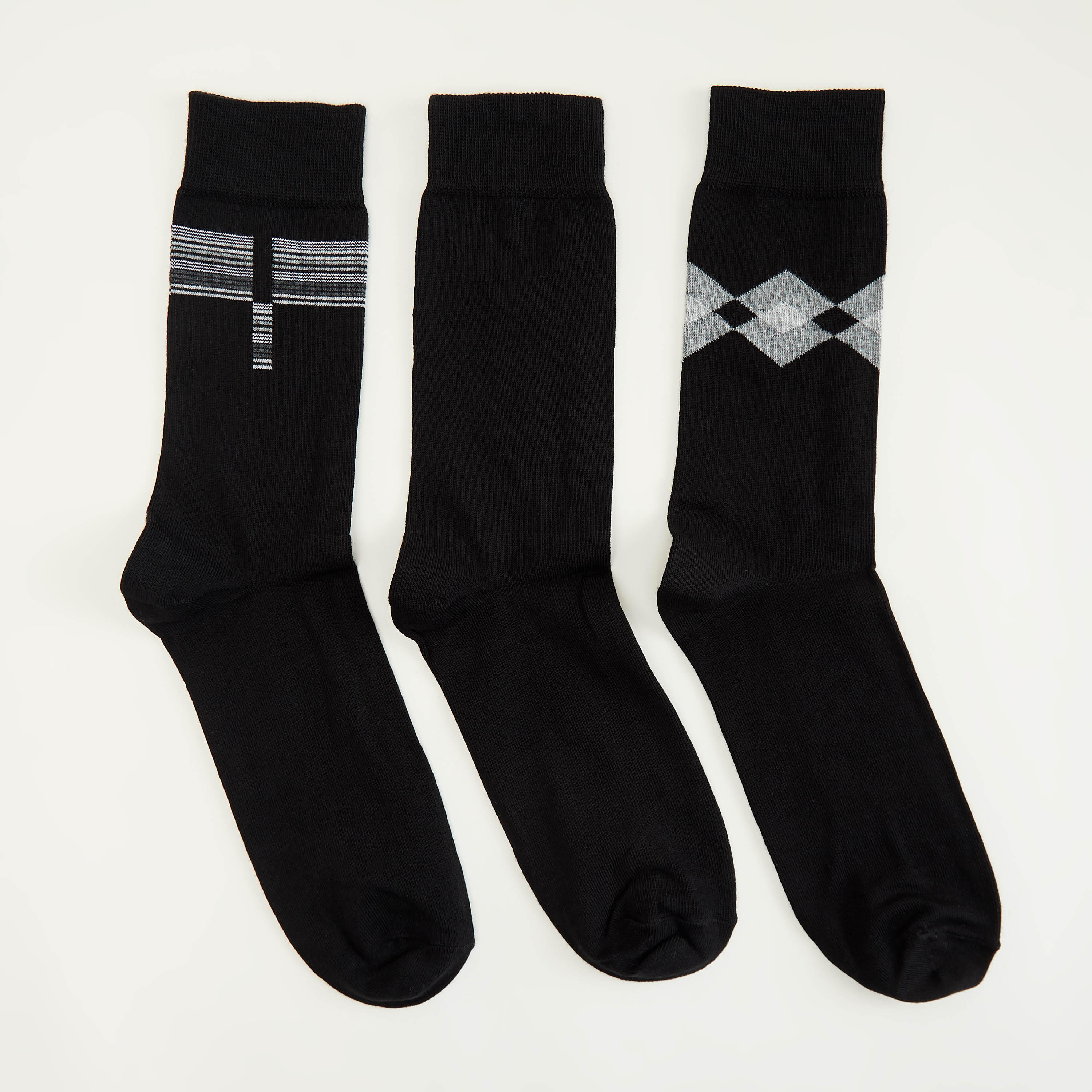 جوارب متنوّعة بحواف مضلّعة - طقم من 3 أزواج-men-socks-image-1
