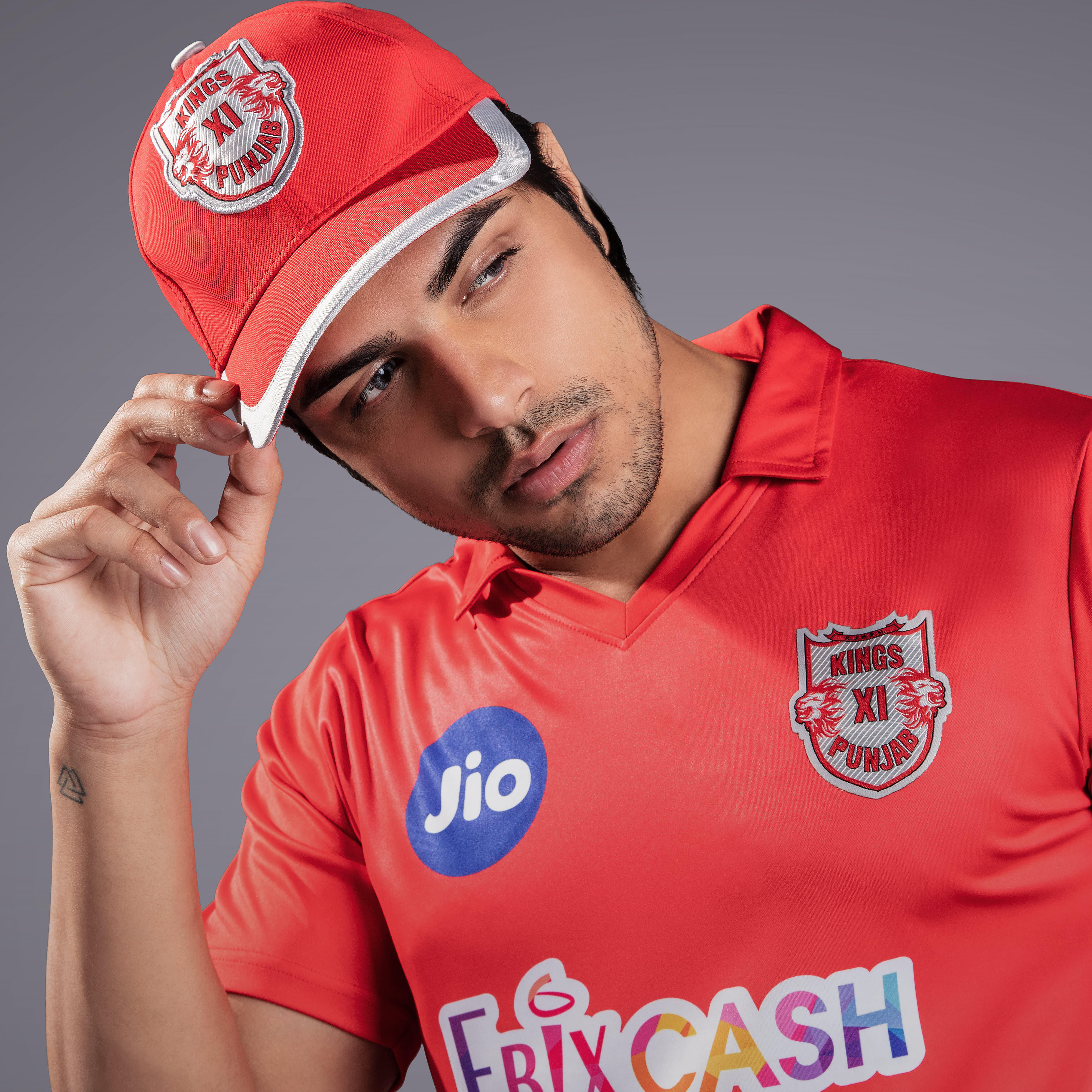 قبعة كاب مطرزة بشعار كيه إكس آي بي-men-caps-image-1