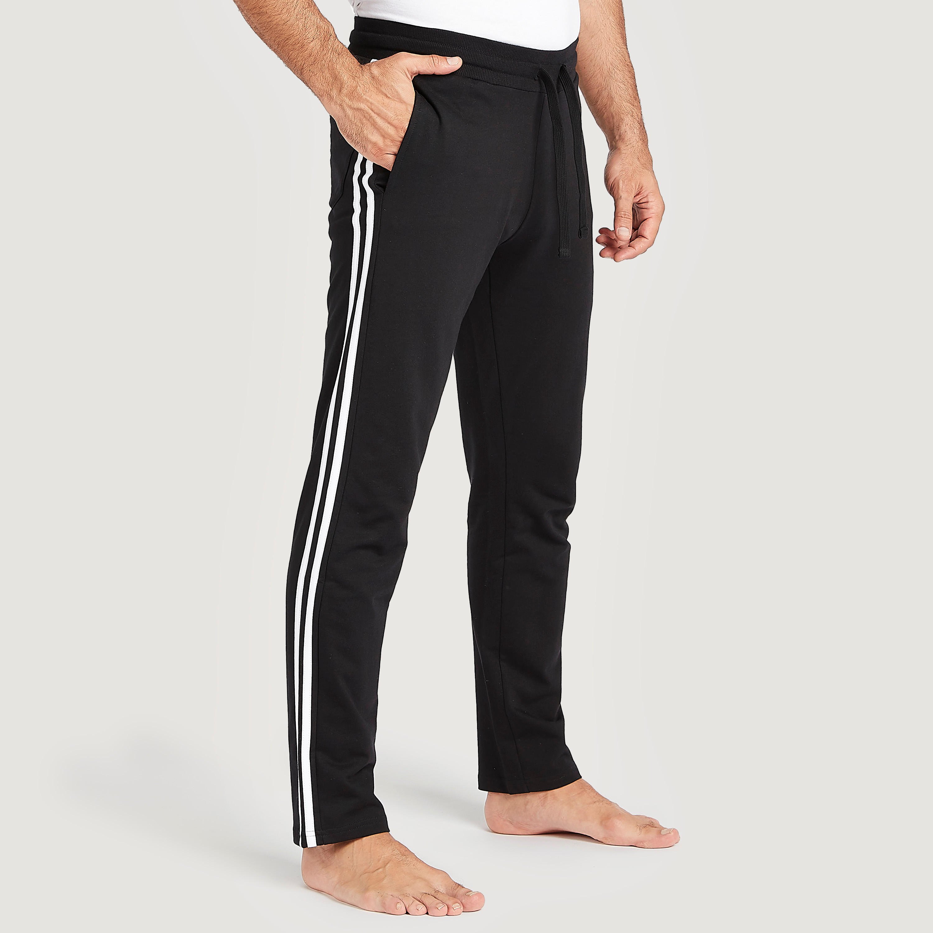 بنطلون بيجاما مخطط برباط خصر مطاطي وجيوب-men-clothing-nightwear-pyjamaandshorts-image-5
