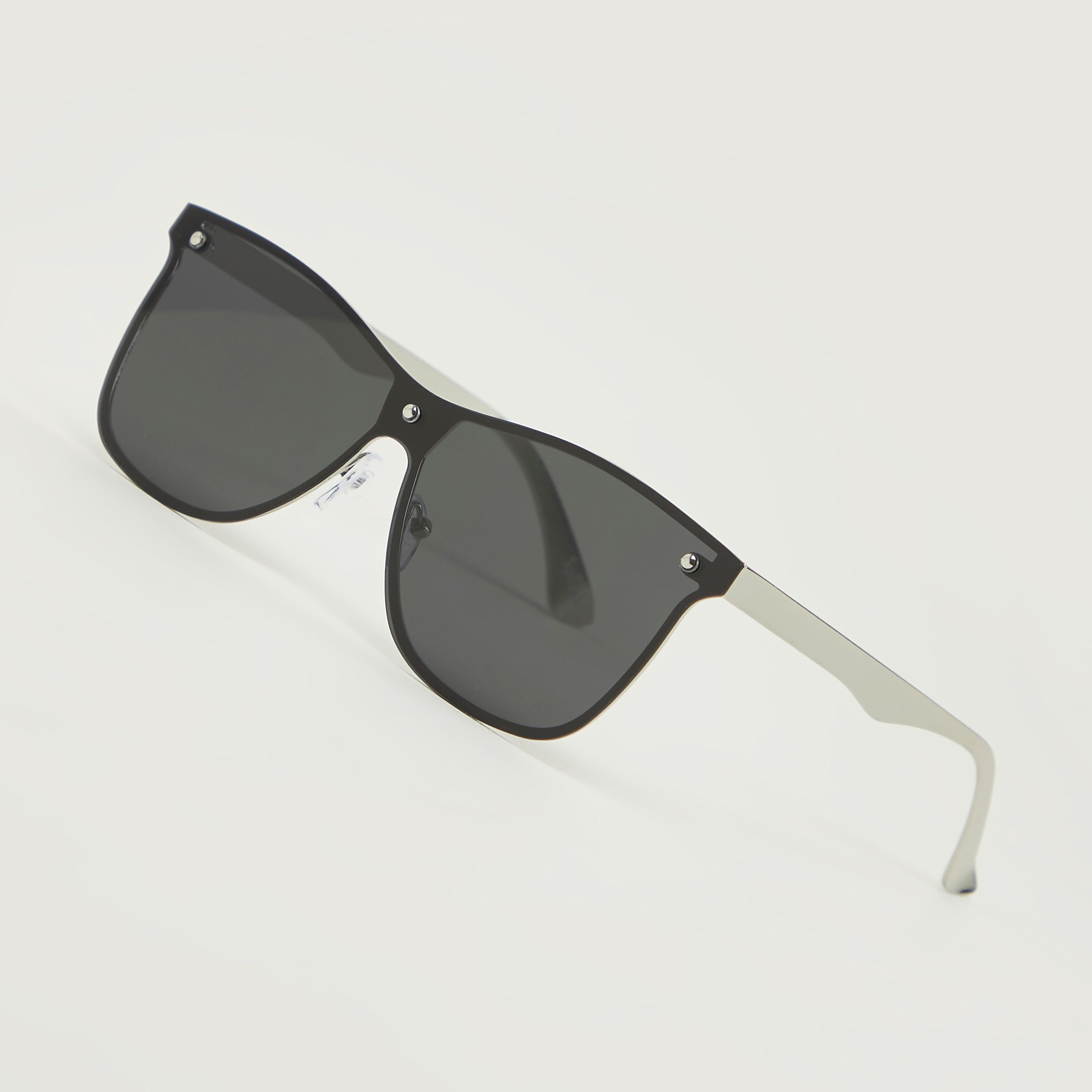 نظّارة شمسيّة واي فيرار بإطار مربّع كامل ووسادات أنف-men-sunglasses-image-5