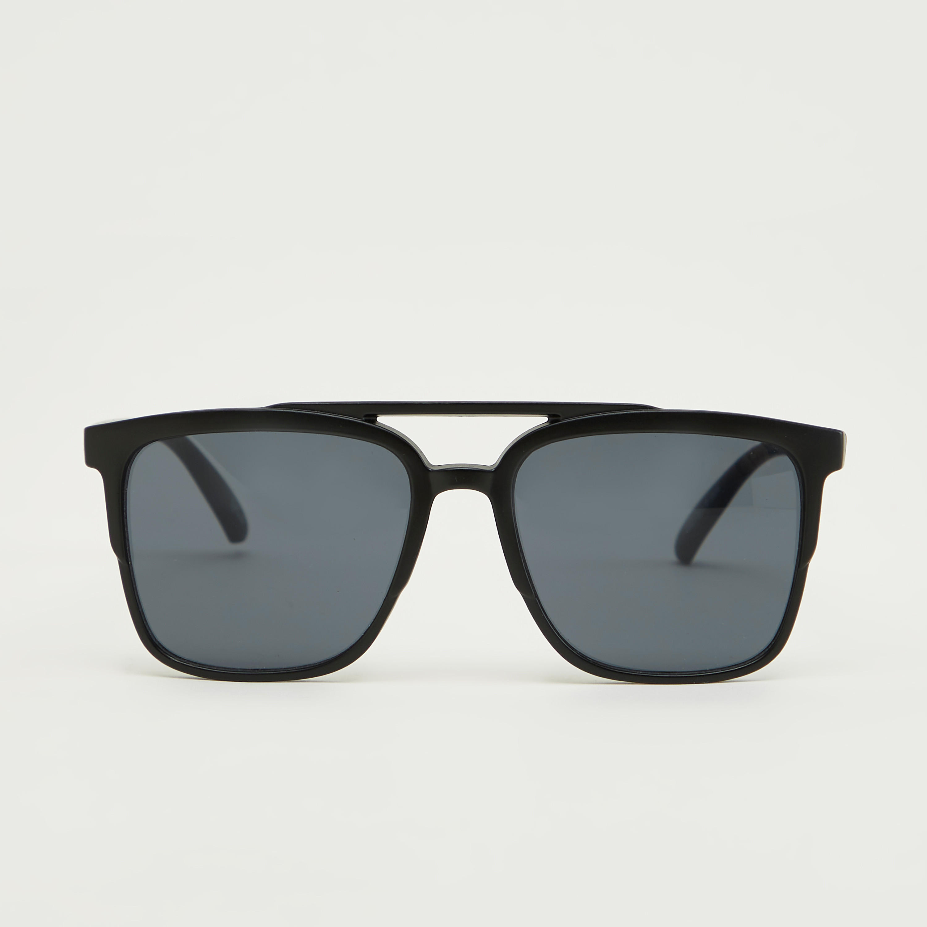 نظّارة شمسيّة واي فيرار بإطار مربّع كامل ووسادات أنف-men-sunglasses-image-1