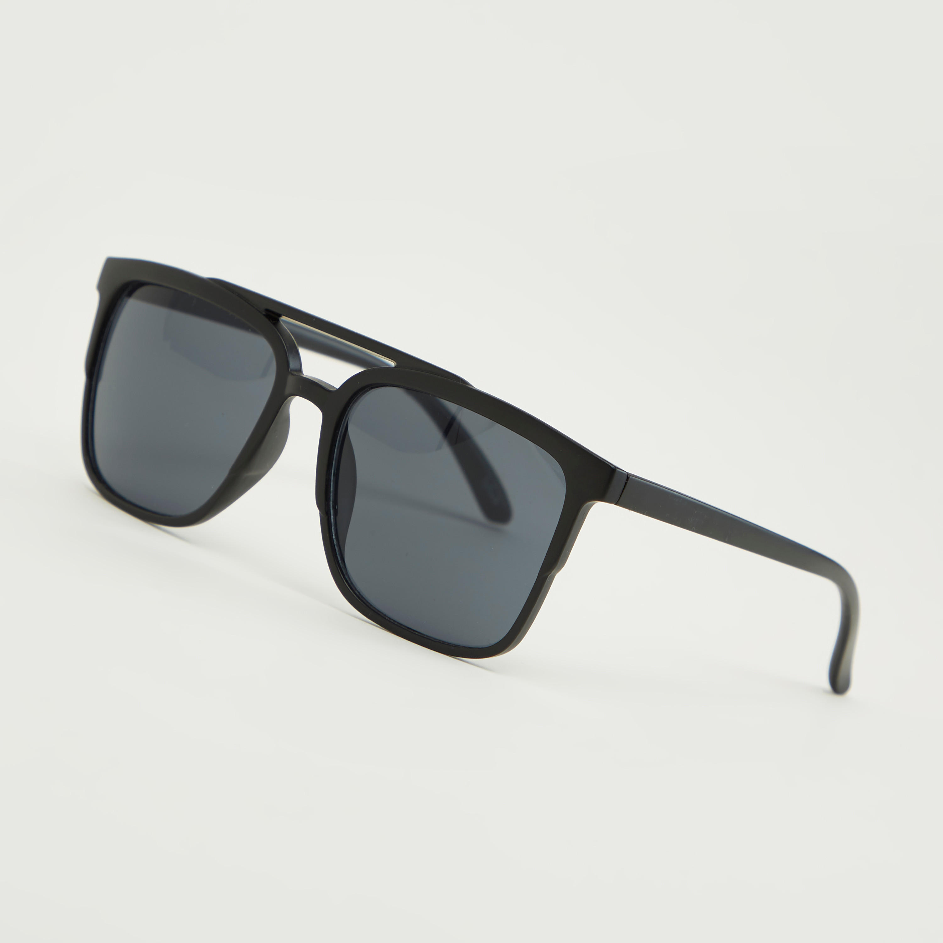 نظّارة شمسيّة واي فيرار بإطار مربّع كامل ووسادات أنف-men-sunglasses-image-5