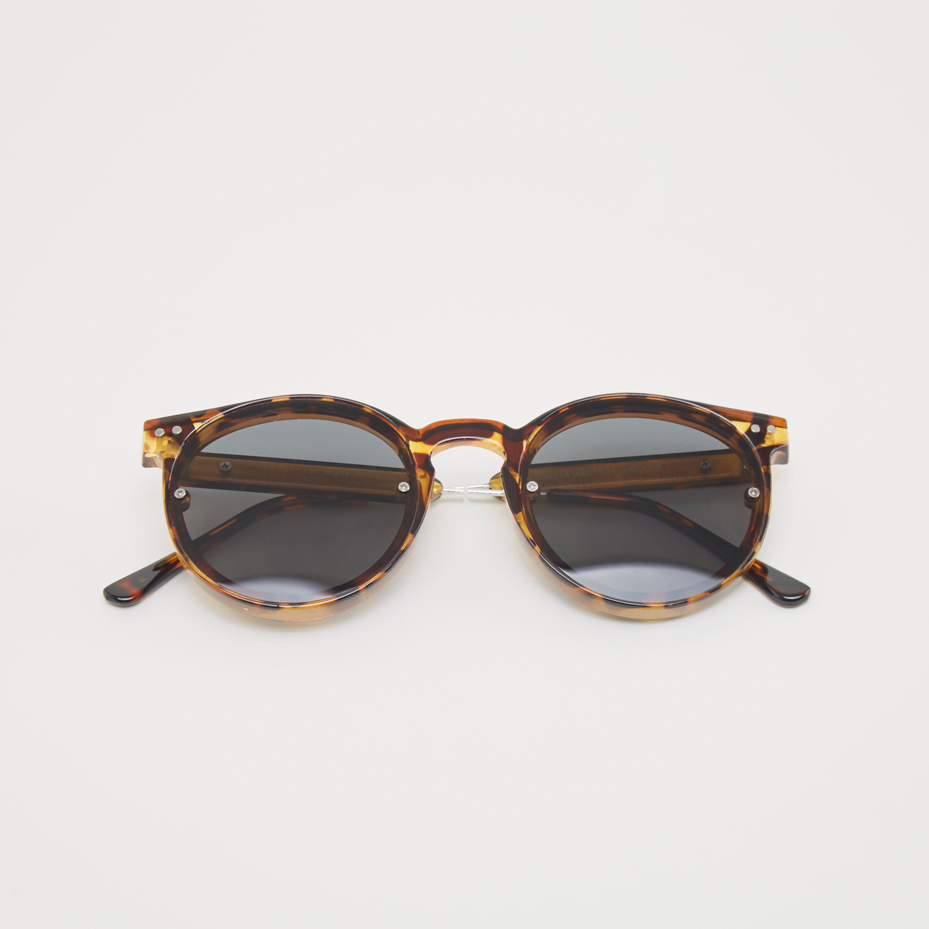 Full Rim Oval Sunglasses with Nose Pads-men-sunglasses-image-1