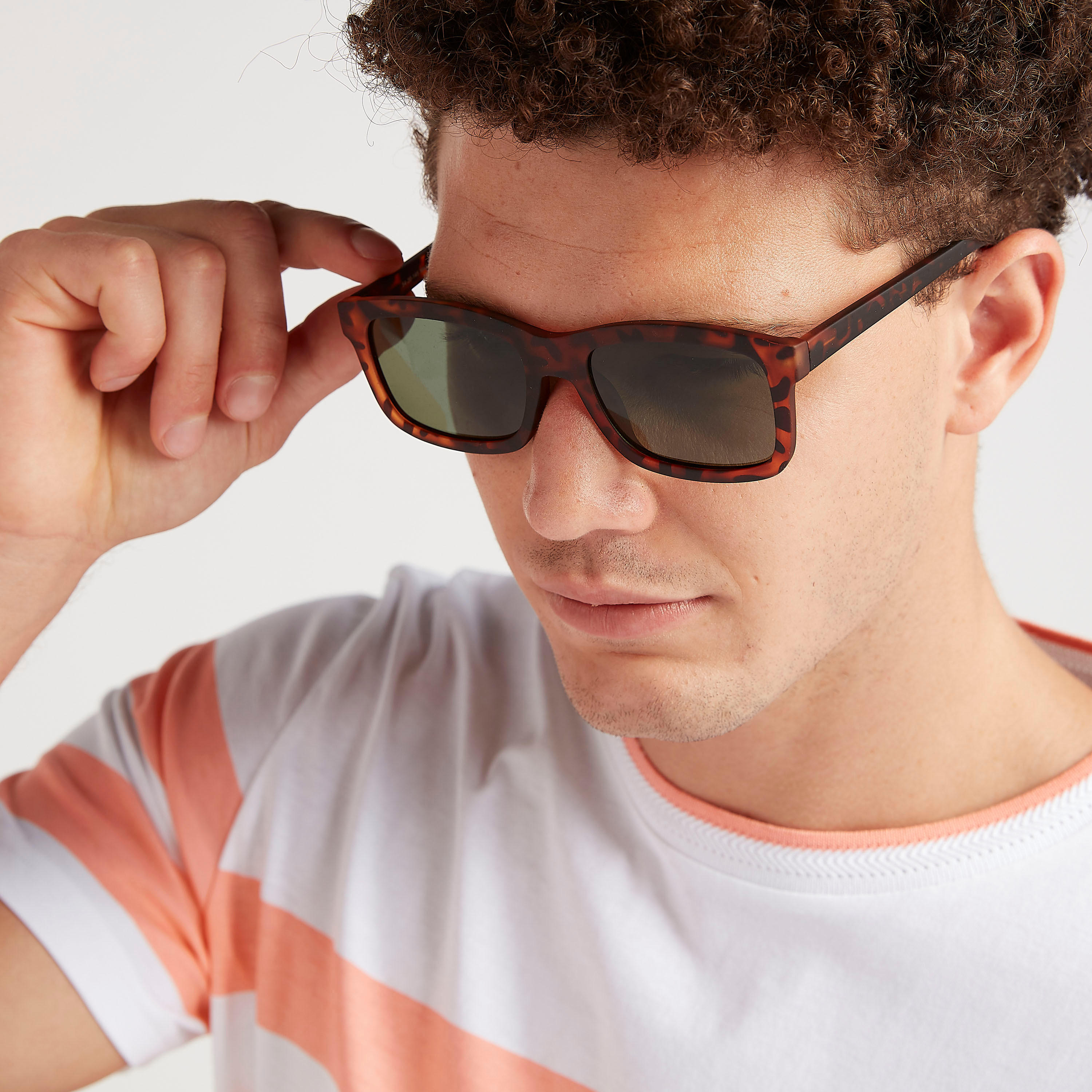 نظارة شمسية واي فيرار بإطار كامل ووسادات أنف-men-sunglasses-image-2