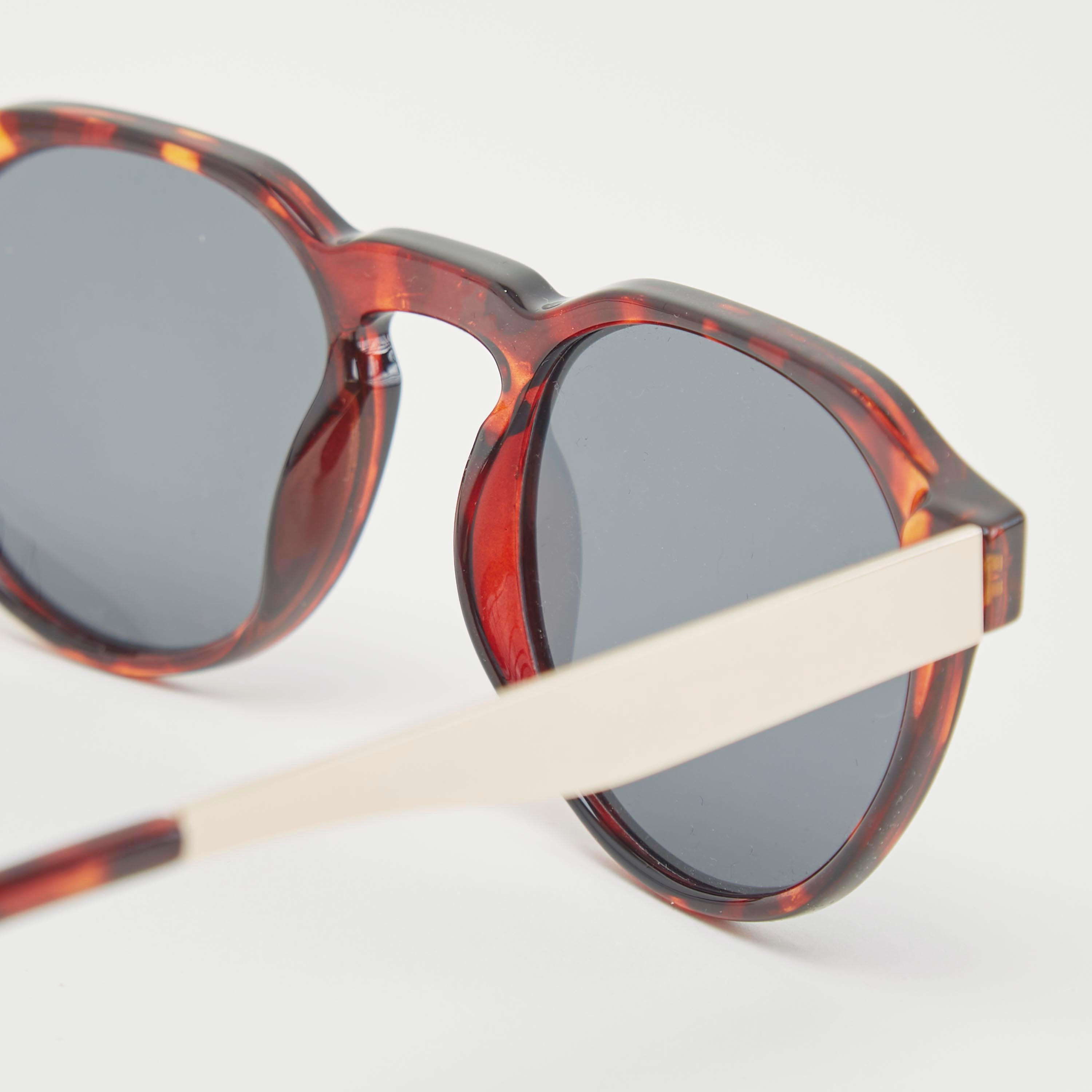 نظّارة شمسية بإطار بيضاوي كامل ووسادات للأنف-men-sunglasses-image-3