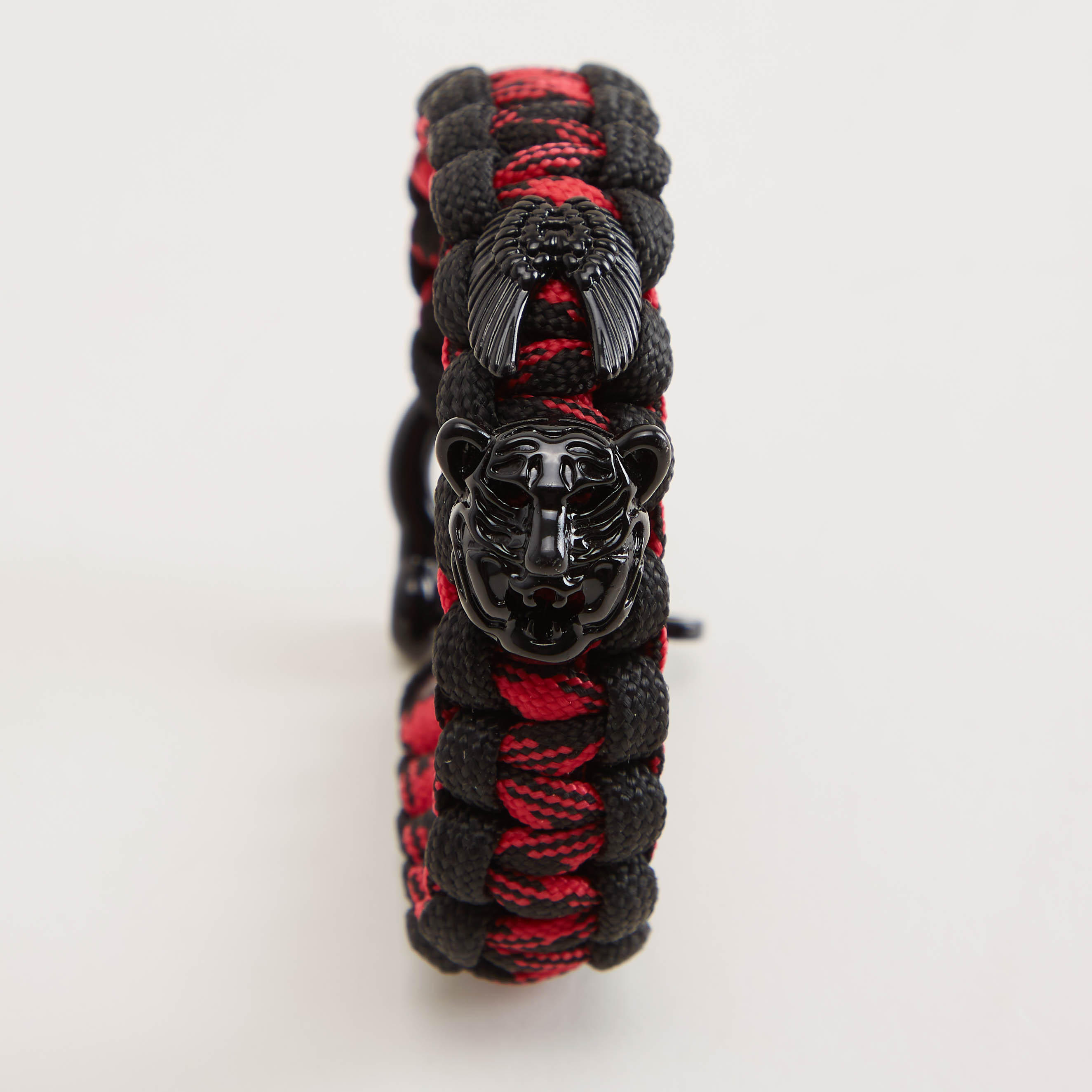 سوار مُضفّر بزينة ميتاليك-men-watchesandjewellery-bracelets-image-3