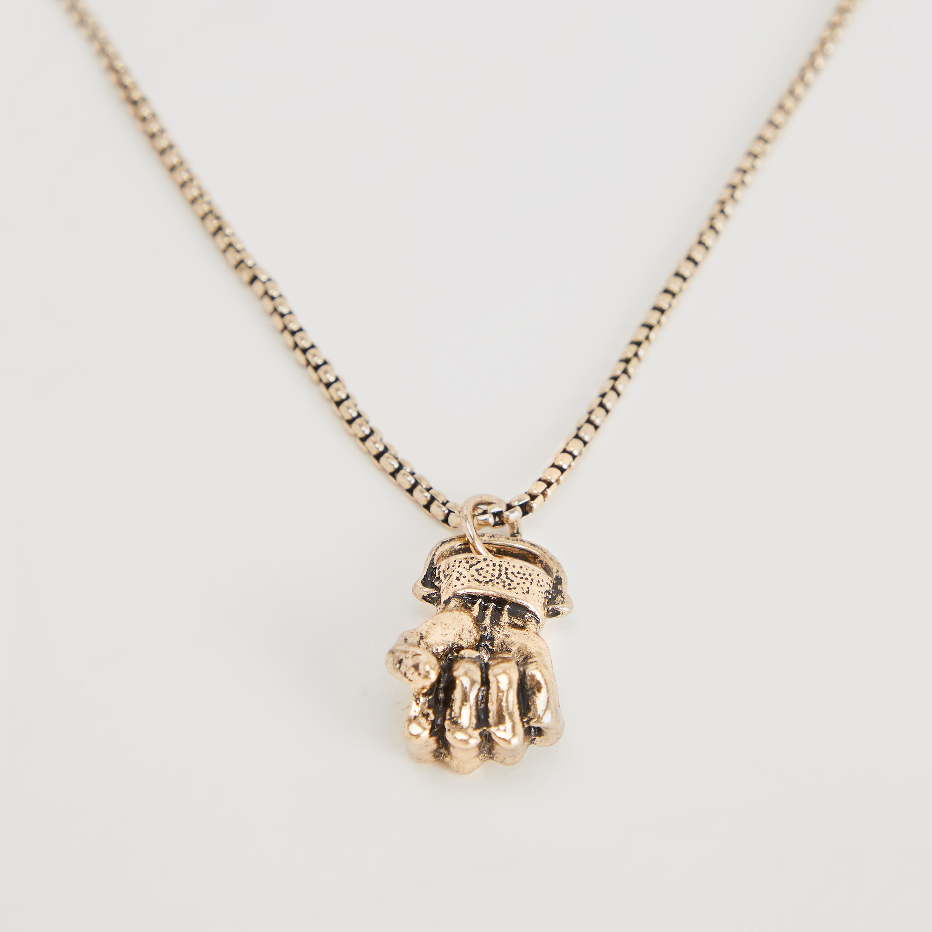 عقد بدلّاية فيست ميتاليك ومشبك إغلاق-men-watchesandjewellery-necklacesandpendants-image-3
