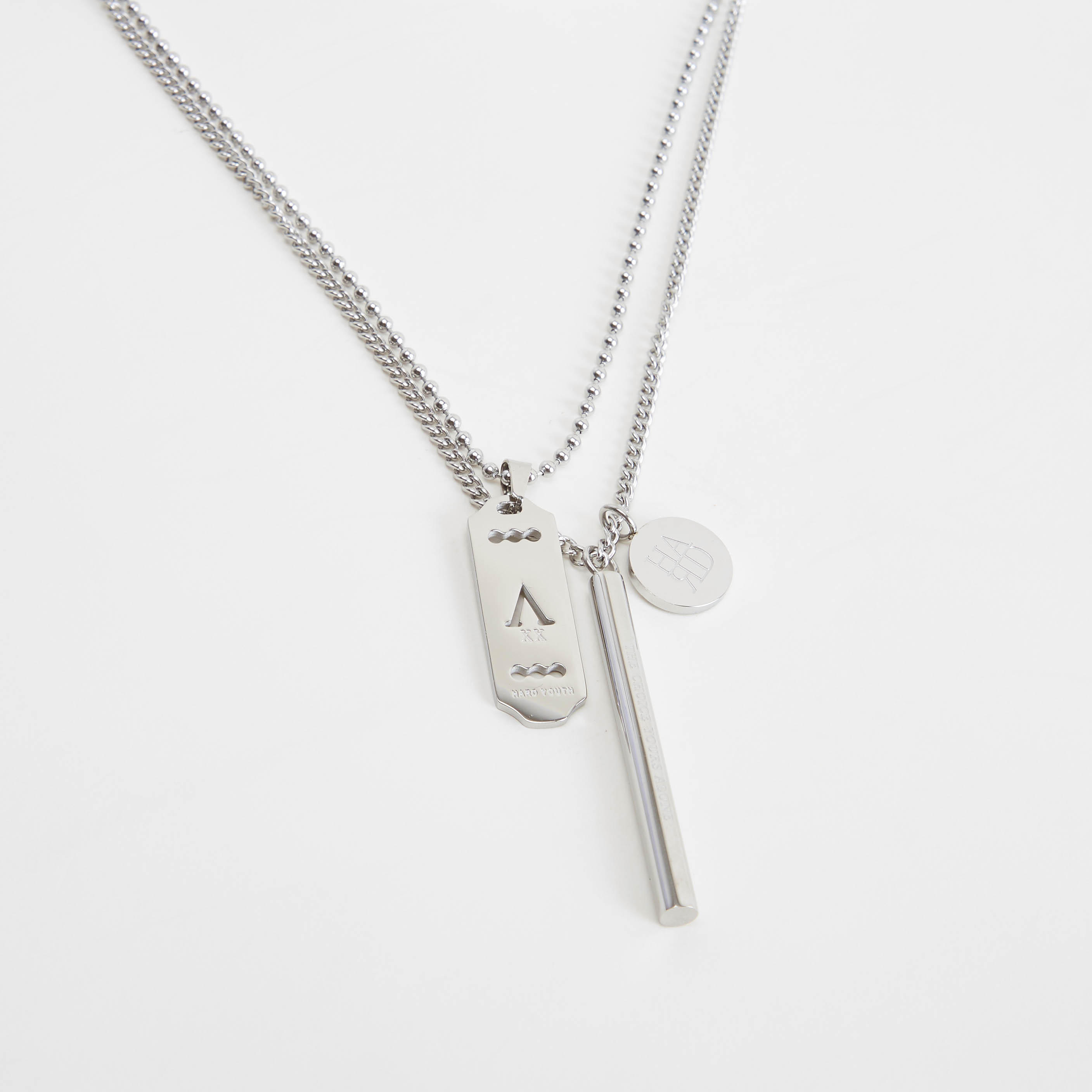عقد متعدد الطبقات ميتالك مع دلّايات-men-watchesandjewellery-necklacesandpendants-image-3