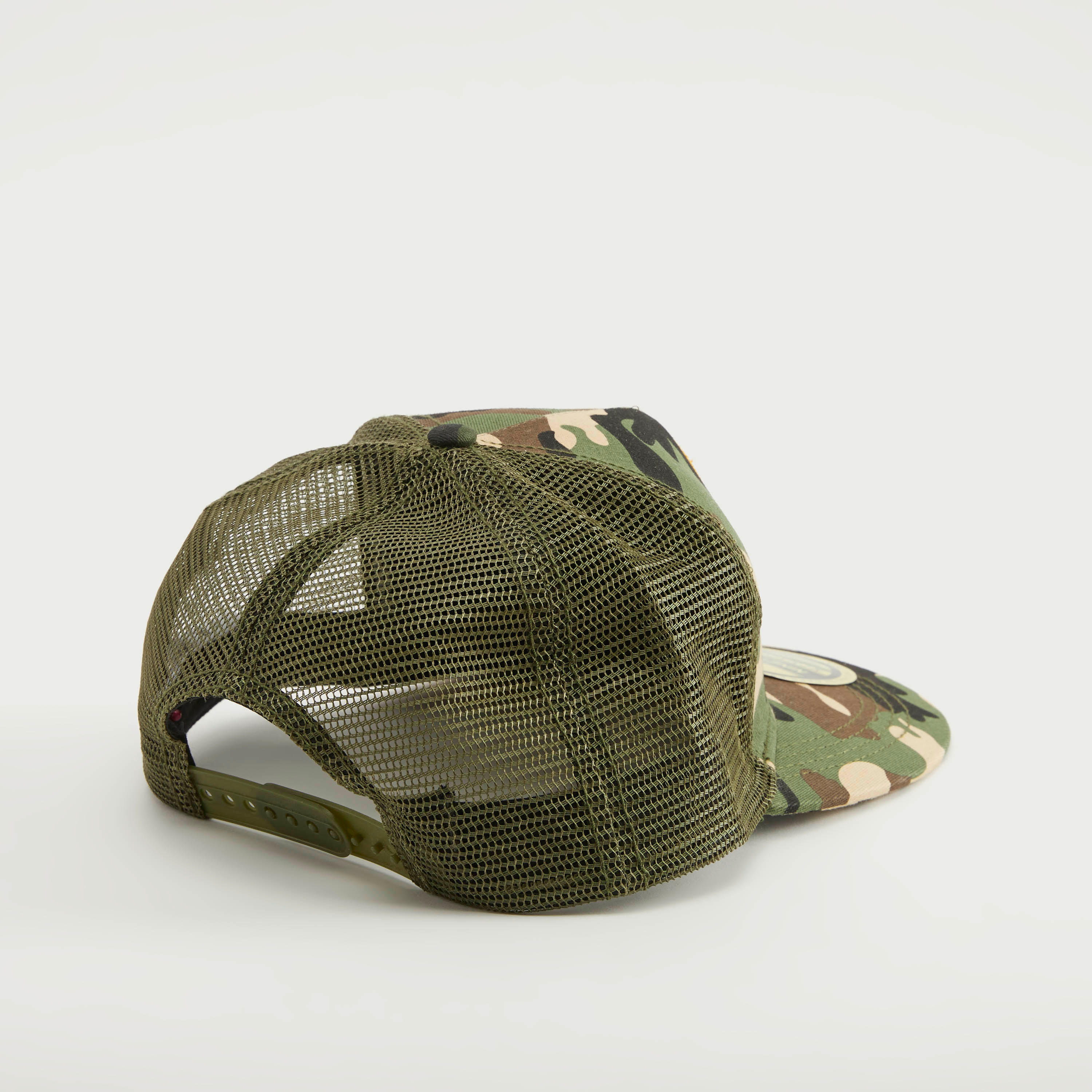 Camouflage Print Cap with Mesh and Snap Back Closure-men-caps-image-4