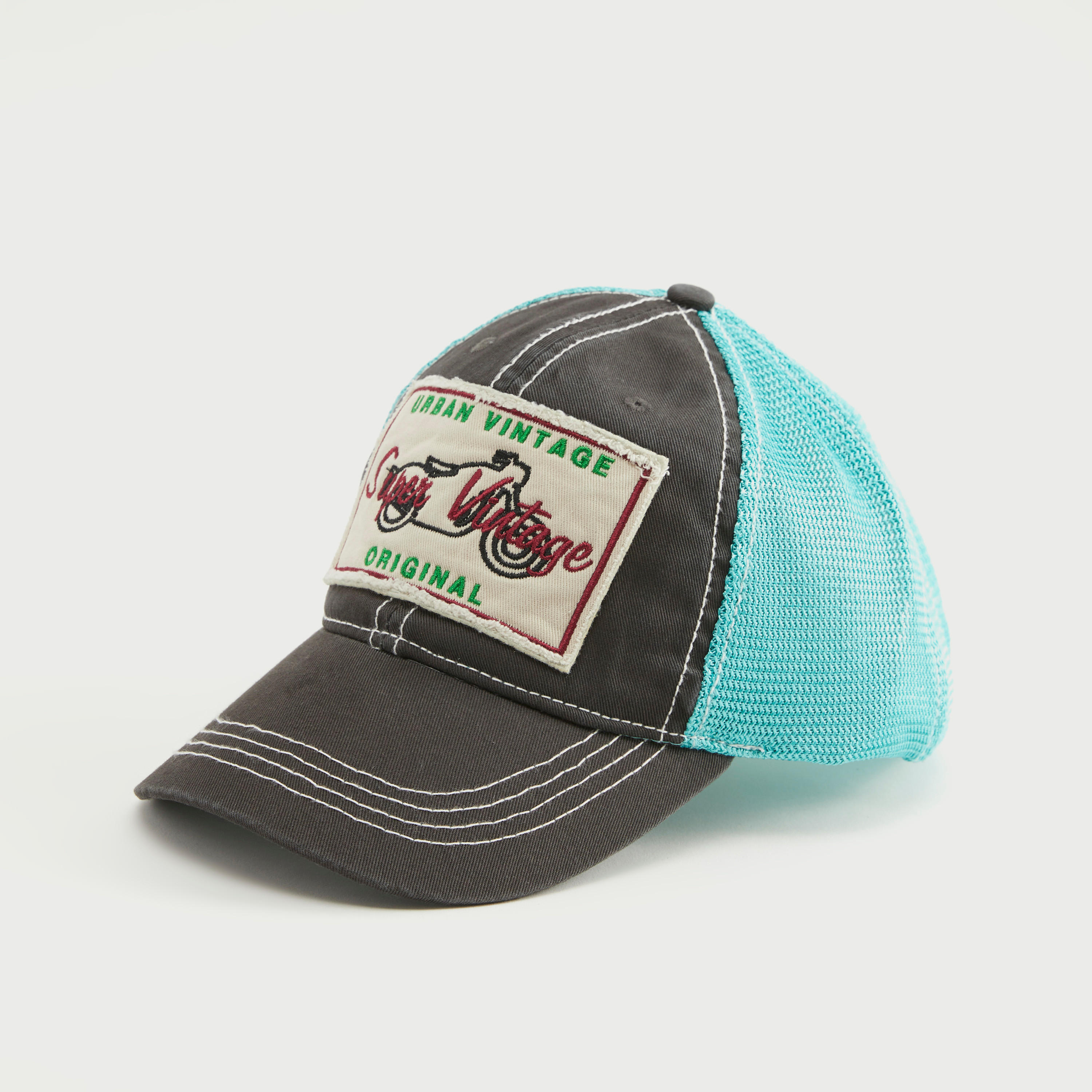 كاب بارز الملمس مزخرف مع زر إغلاق خلفي-men-caps-image-1