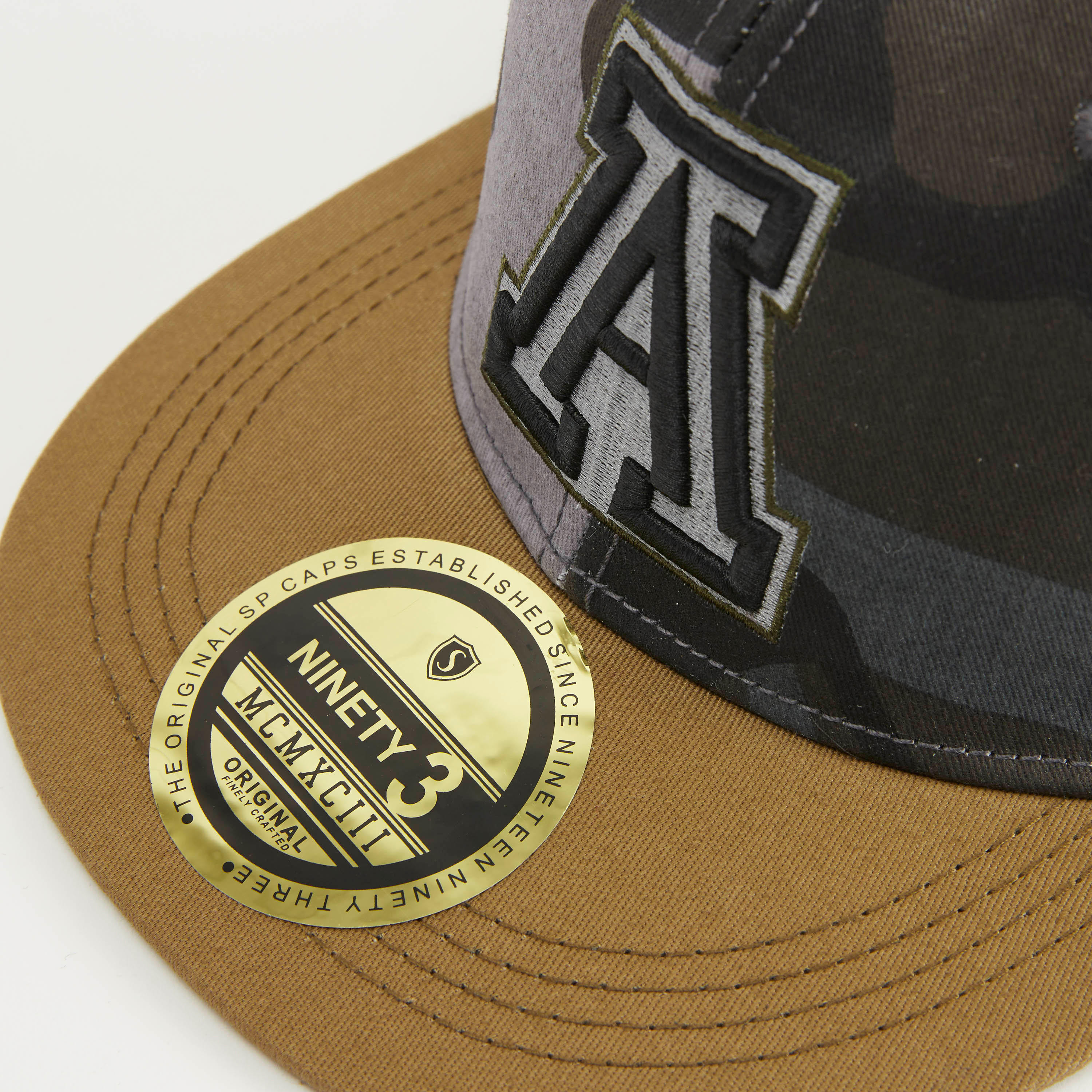 Camouflage Print Cap with Snap Back Closure-men-caps-image-2